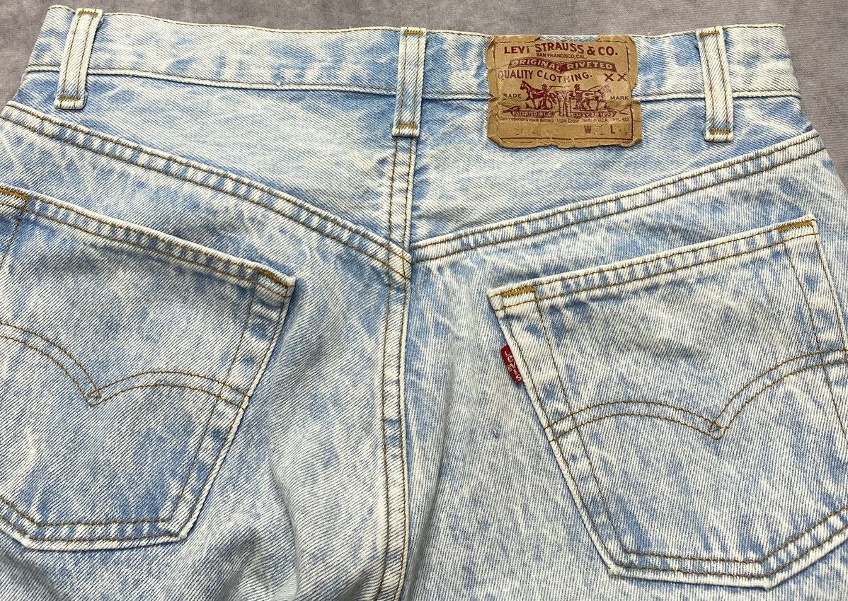 Levi's 80’s Vintage Levi Strauss Light Faded Blue Jeans Size US 31 - 3 Thumbnail