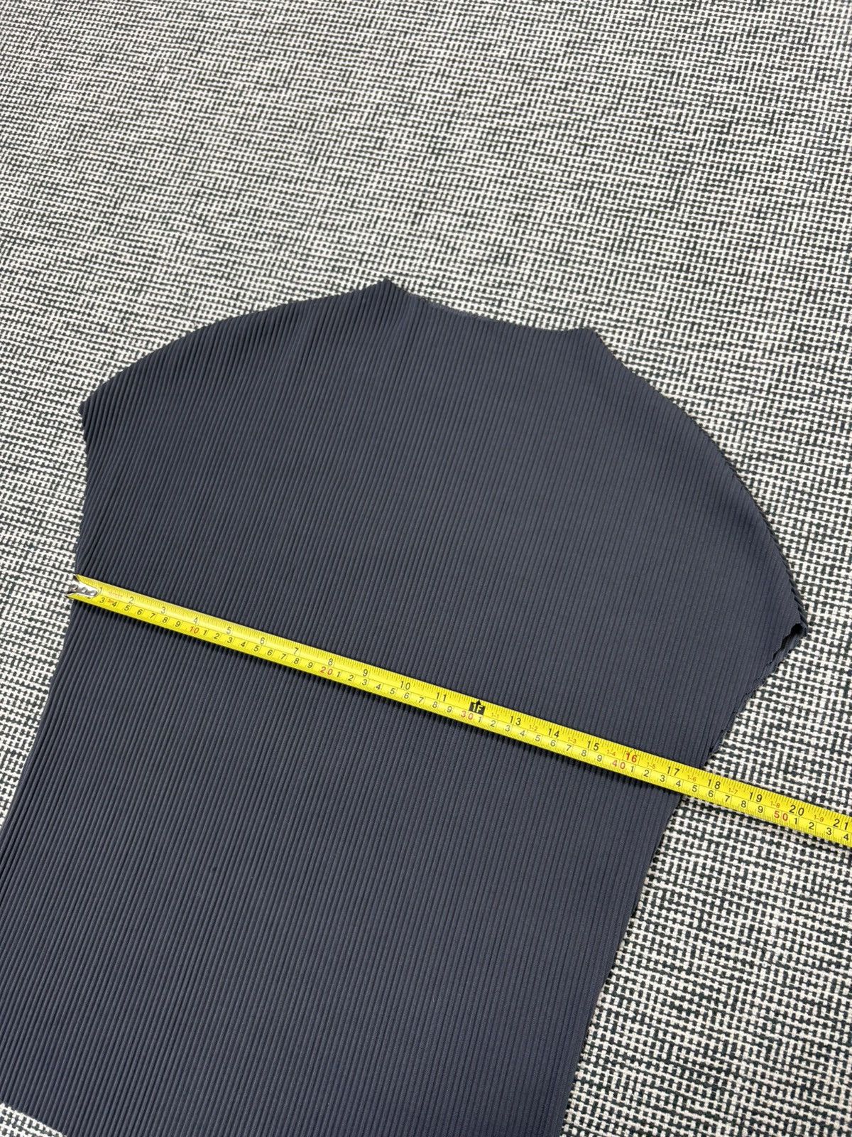 Japanese Brand Pleats please Issey Miyake style top t-shirt pleated fabric Size US S / EU 44-46 / 1 - 7 Thumbnail