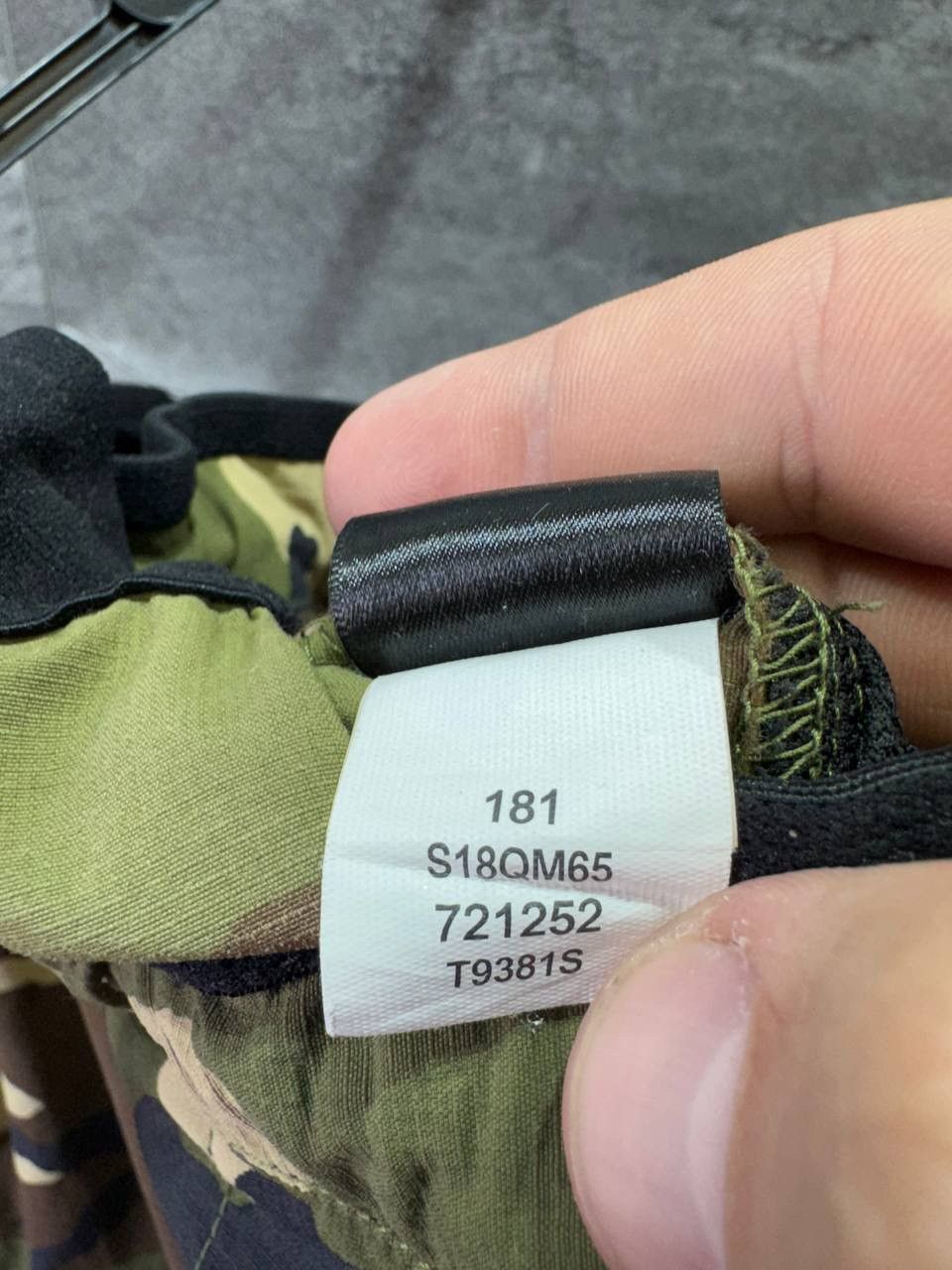 The North Face The North Face Cargo Nylon Camo Shorts Size US 34 / EU 50 - 14 Thumbnail