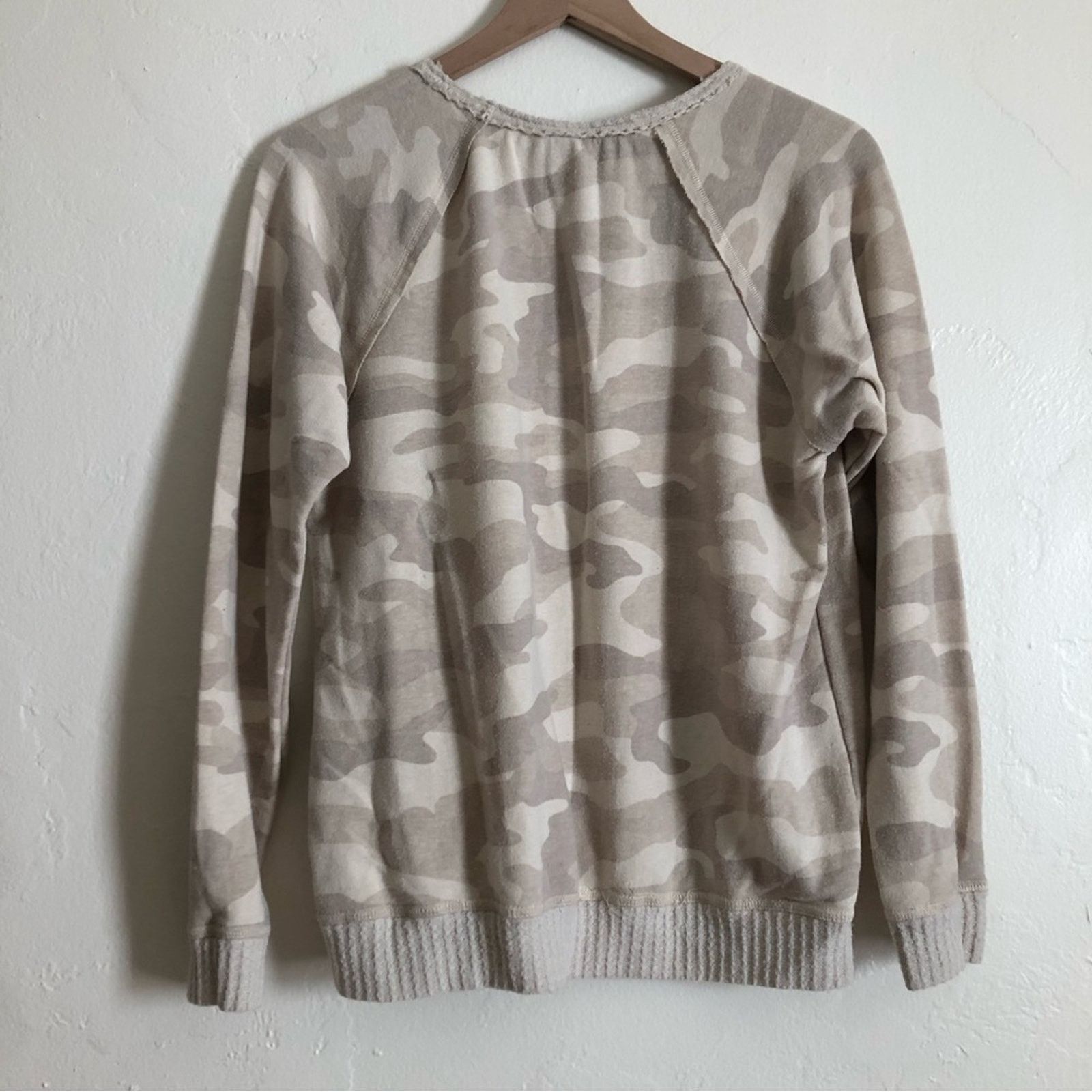 Other Knox Rose Beige Cream Camouflage Camo Sweatshirt Sweater Top Size M / US 6-8 / IT 42-44 - 2 Thumbnail