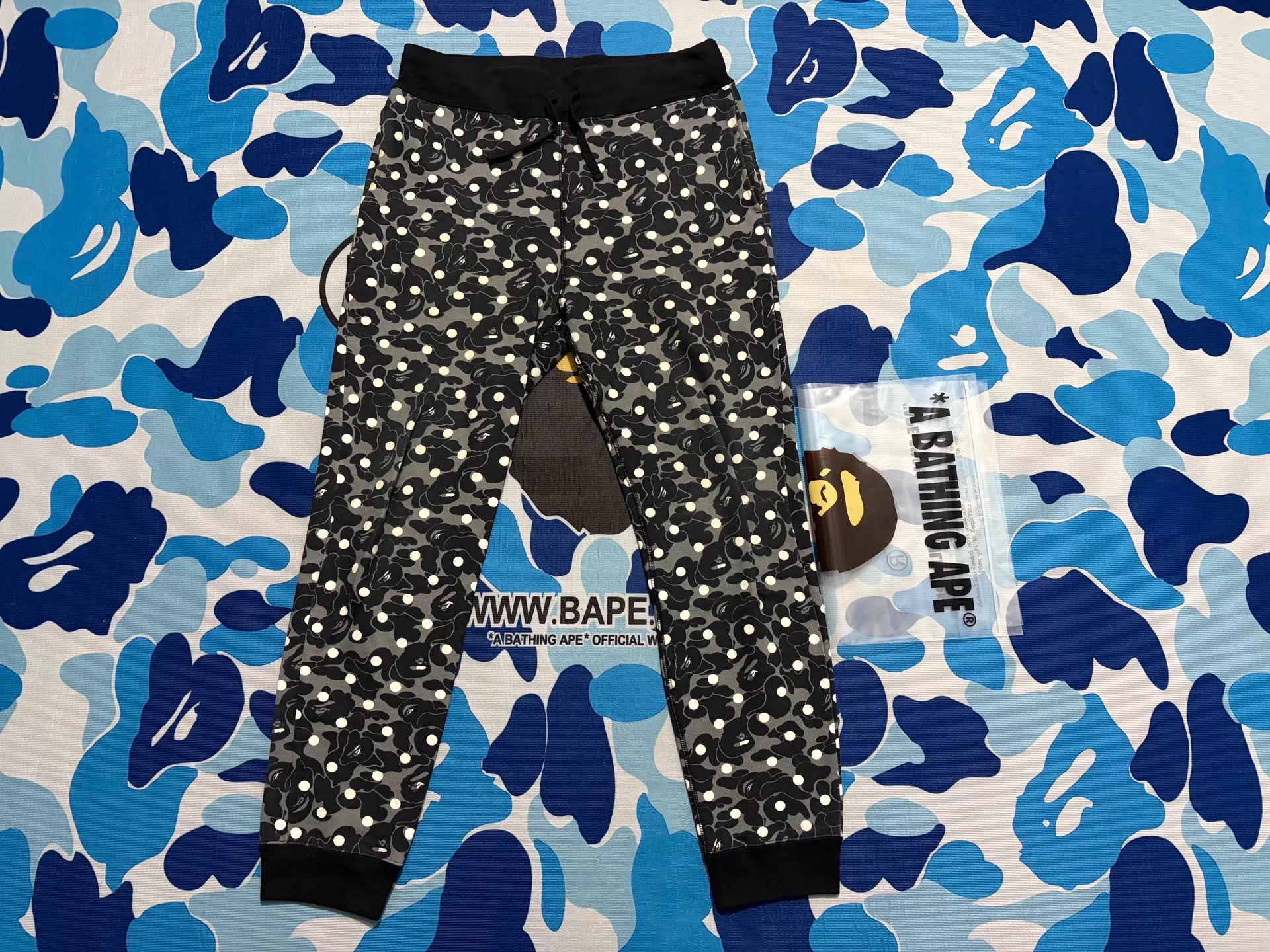 Bape Bape Black Camo Polka Dot Casual Pants Size US 35 - 1 Thumbnail