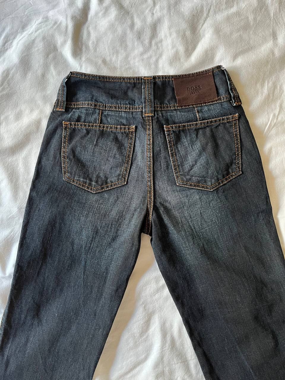 Hugo Boss × Vintage Boss W26/L30 vintage women's flared low rise Y2K jeans Size 26" / US 2 / IT 38 - 4 Thumbnail