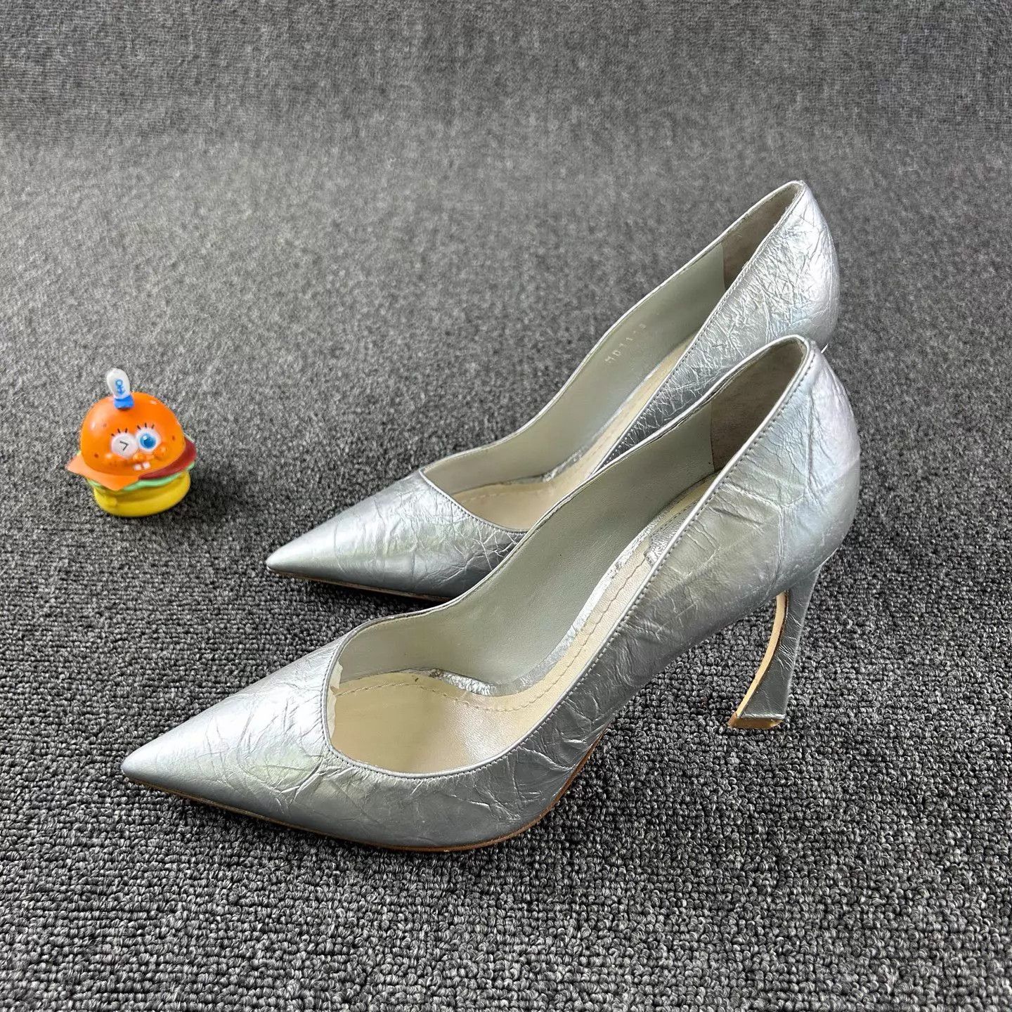 Dior Dior Silver Pointed Toe Heels Size 37.5 HB6239 Size US 7 / IT 37 - 1 Thumbnail