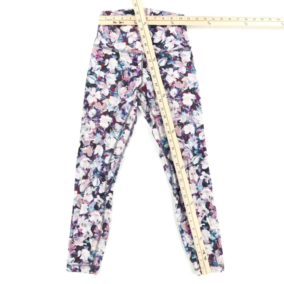 Lululemon Lululemon Align HR 25" Polyester Woven Leggings Pants Floral Women's 4 Multi-Colored Slim Floral 25" Inseam Adult Women Size 27" / US 4 / IT 40 - 3 Thumbnail