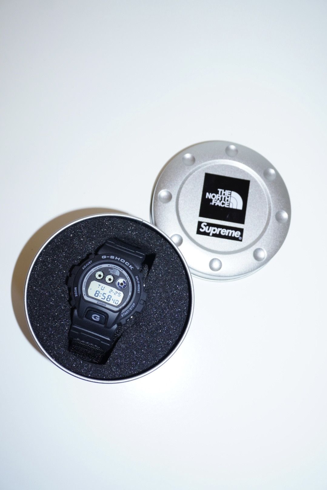 Supreme G Shock × Supreme × The North Face watches Size ONE SIZE - 2 Thumbnail