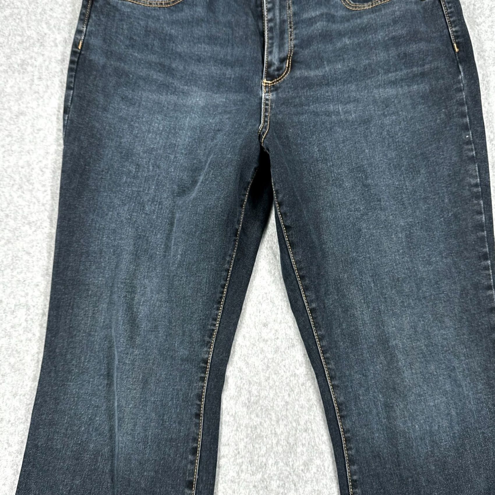 Vintage VINTAGE NOT Vintage? No. Universal Thread Bootcut Jeans Blue Women's 14/32R High Rise Medium Wash Pockets Size 36" / US 14 / IT 50 - 6 Thumbnail
