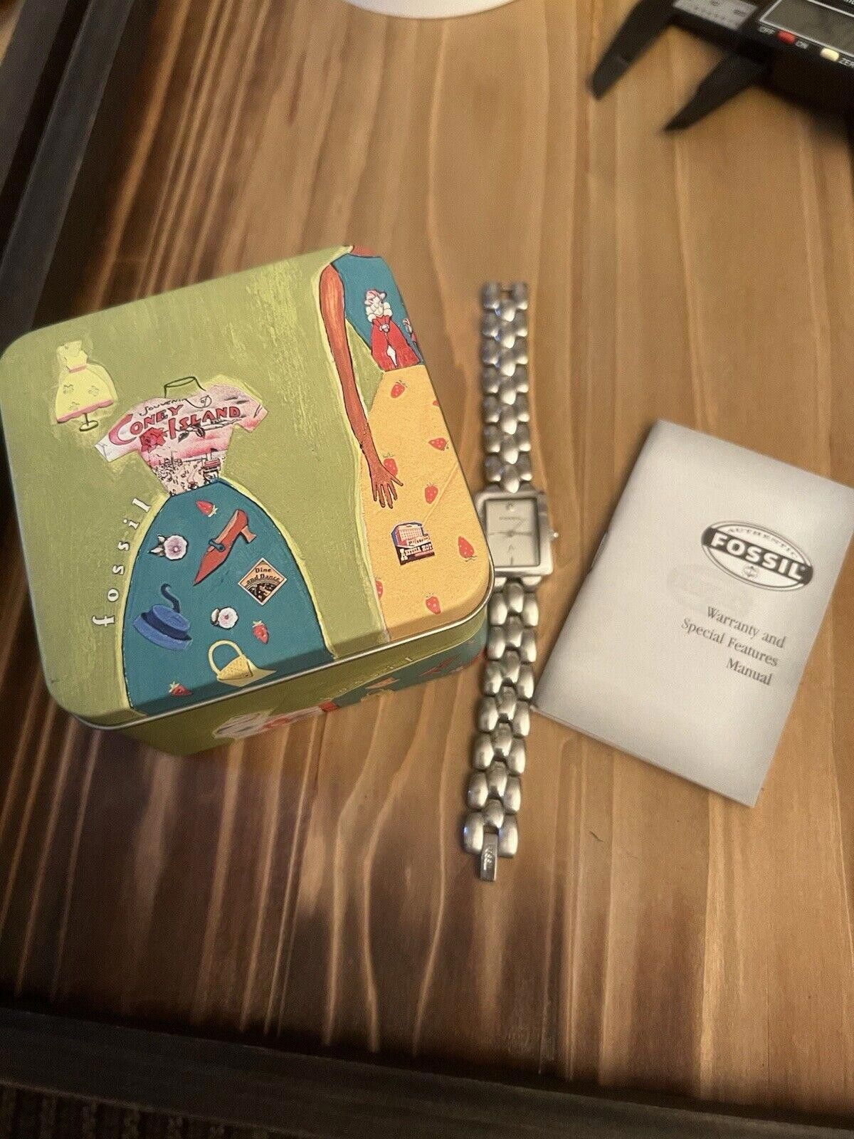 Fossil fossil es9397 Ladies Watch With Box New Battery Size ONE SIZE - 1 Thumbnail