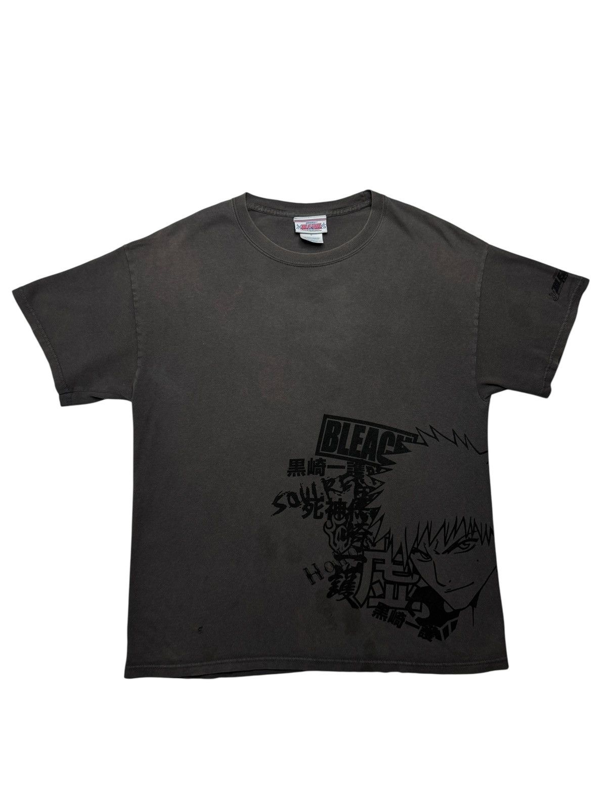 Bleach Vintage 2000’s Bleach Anime Tee Shirt Size US L / EU 52-54 / 3 - 1 Thumbnail