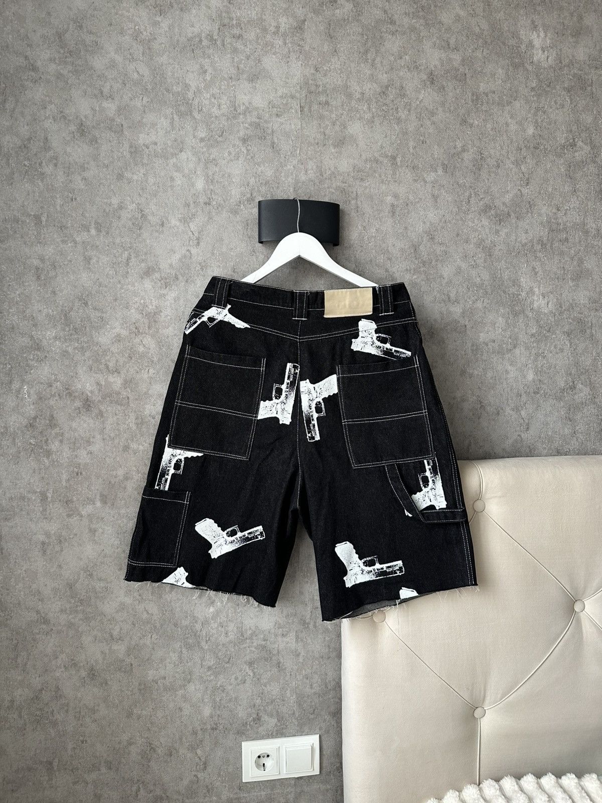 Other Sort company GLOCK 100% Rap shorts Size US 30 / EU 46 - 8 Thumbnail