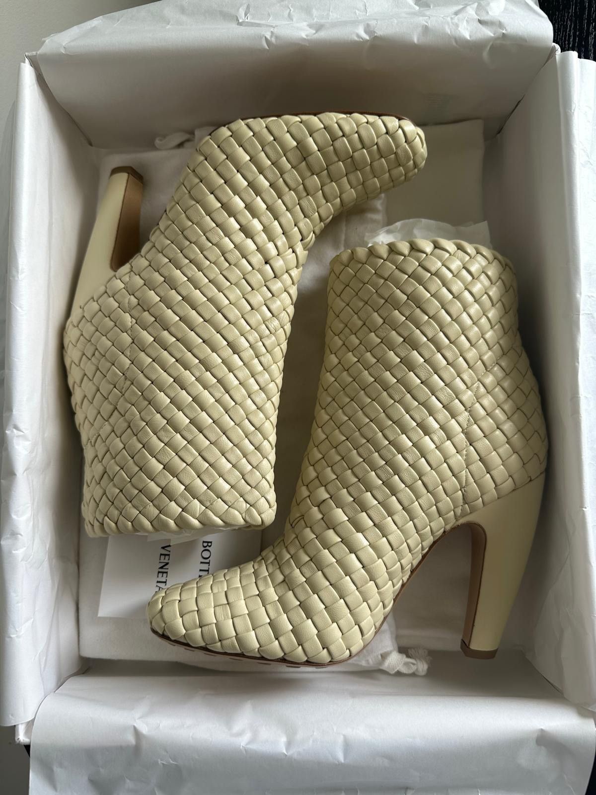 Bottega Veneta Bottega Veneta Canalazzo Ankle Boot Size US 7 / IT 37 - 3 Thumbnail