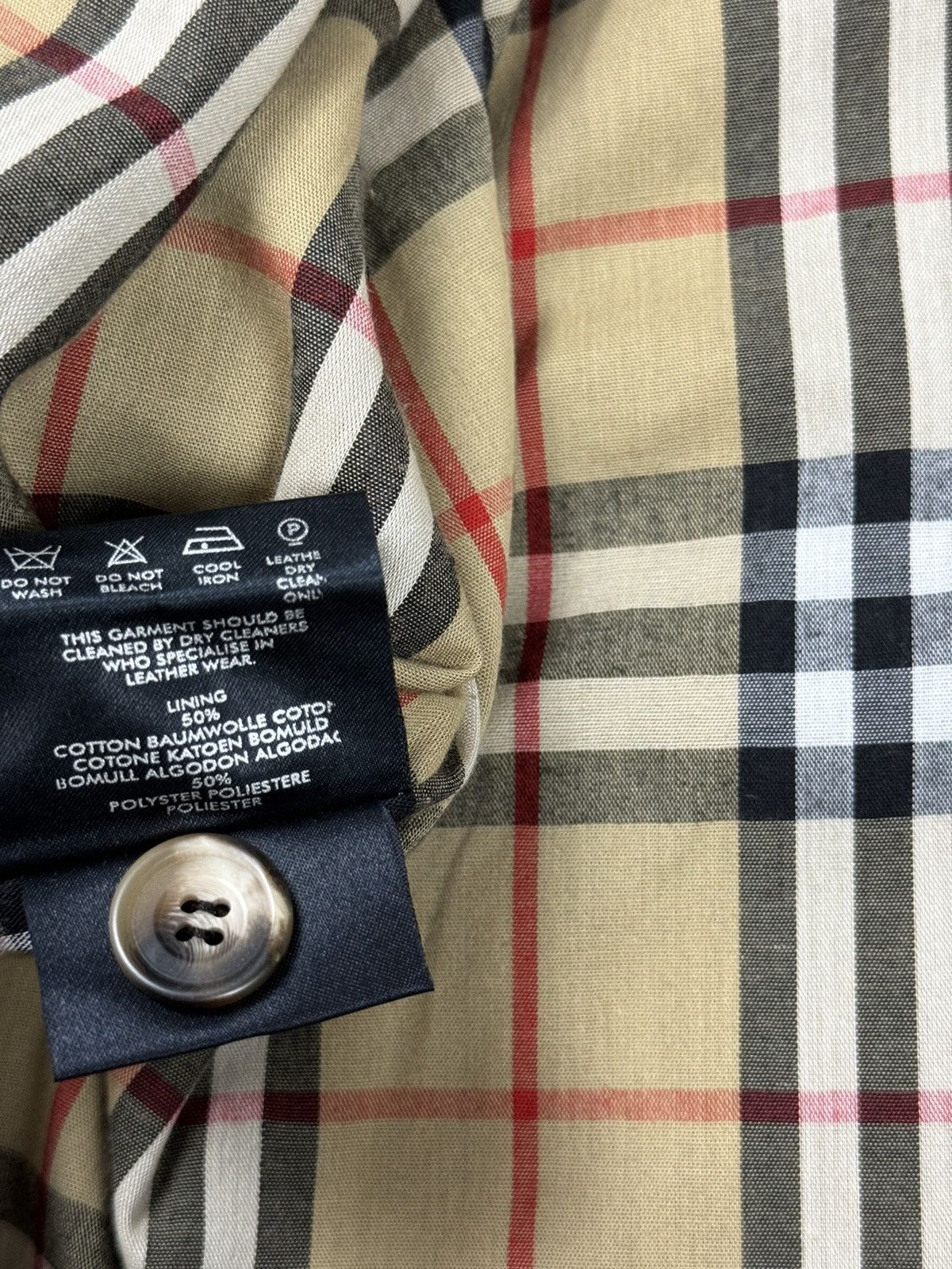 Burberry Vintage leather jacket Burberry original luxury casual item Size US XL / EU 56 / 4 - 5 Thumbnail