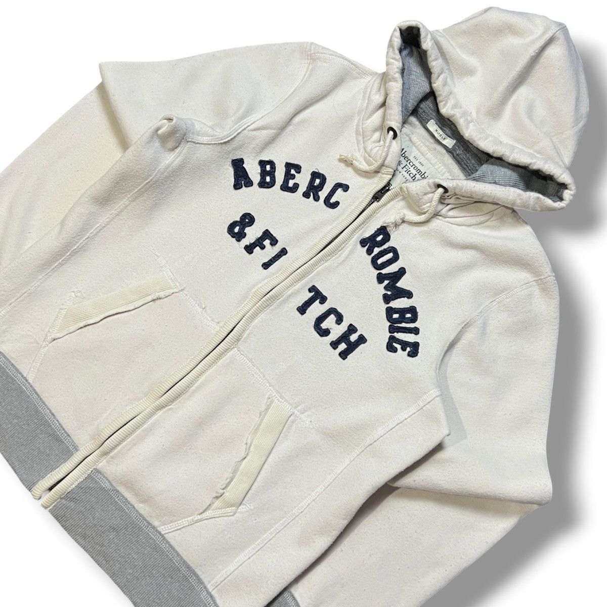 Abercrombie & Fitch Abercrombie & Fitch Size US S / EU 44-46 / 1 - 2 Thumbnail