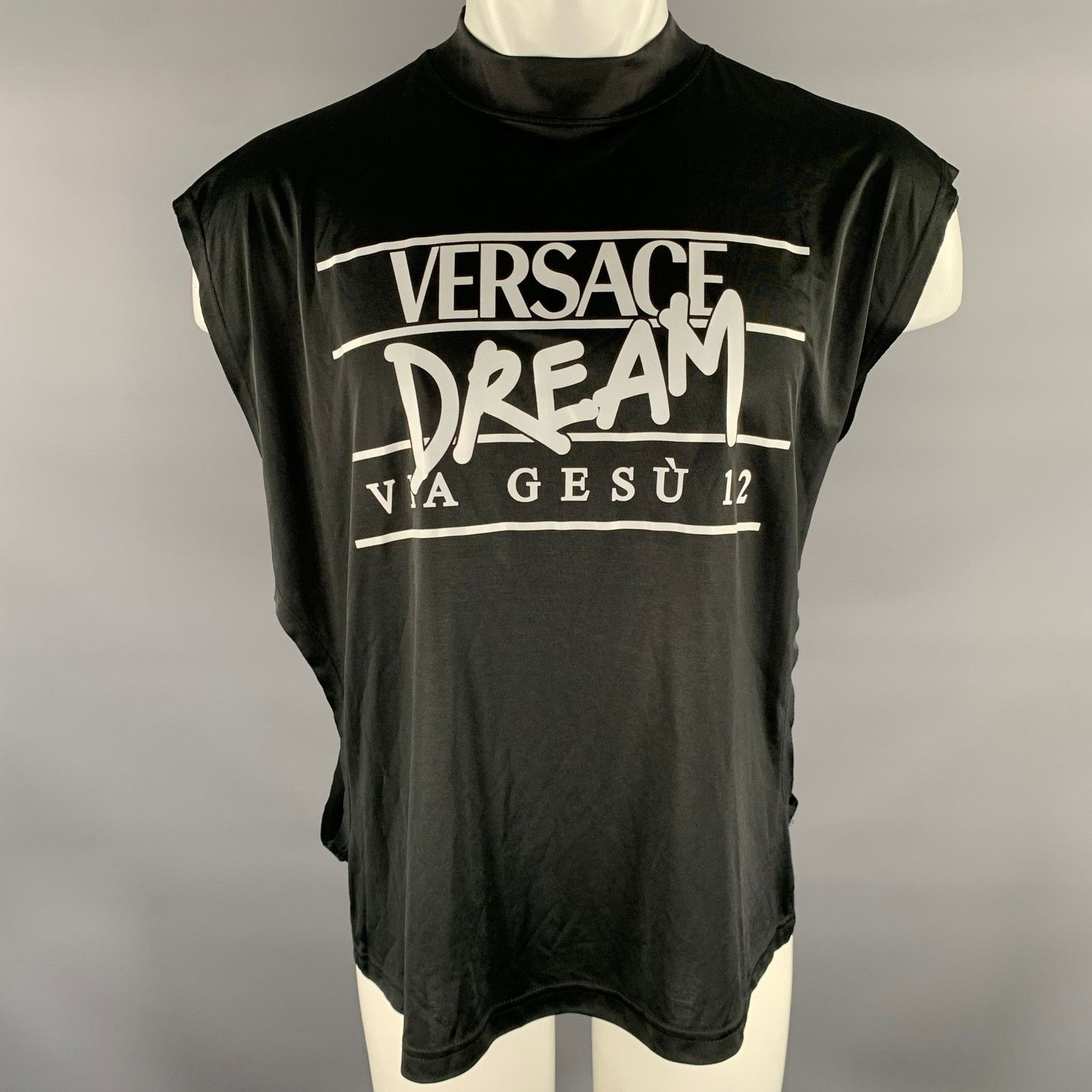 Versace VERSACE Size M Black Print Muscle T-shirt Size US M / EU 48-50 / 2 - 1 Thumbnail
