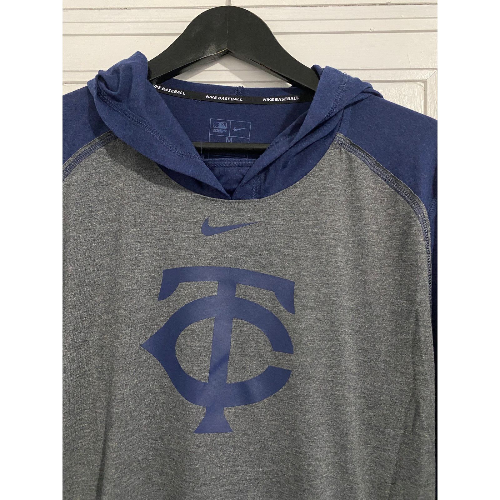 Nike Minnesota Twins Nike Baseball Hoodie T-shirt Size Medium Size US M / EU 48-50 / 2 - 2 Thumbnail