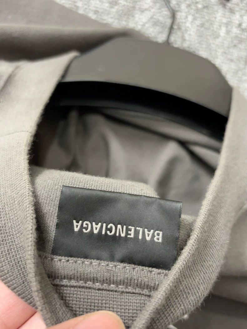 Balenciaga Balenciaga New Coke M Code Size US M / EU 48-50 / 2 - 5 Thumbnail