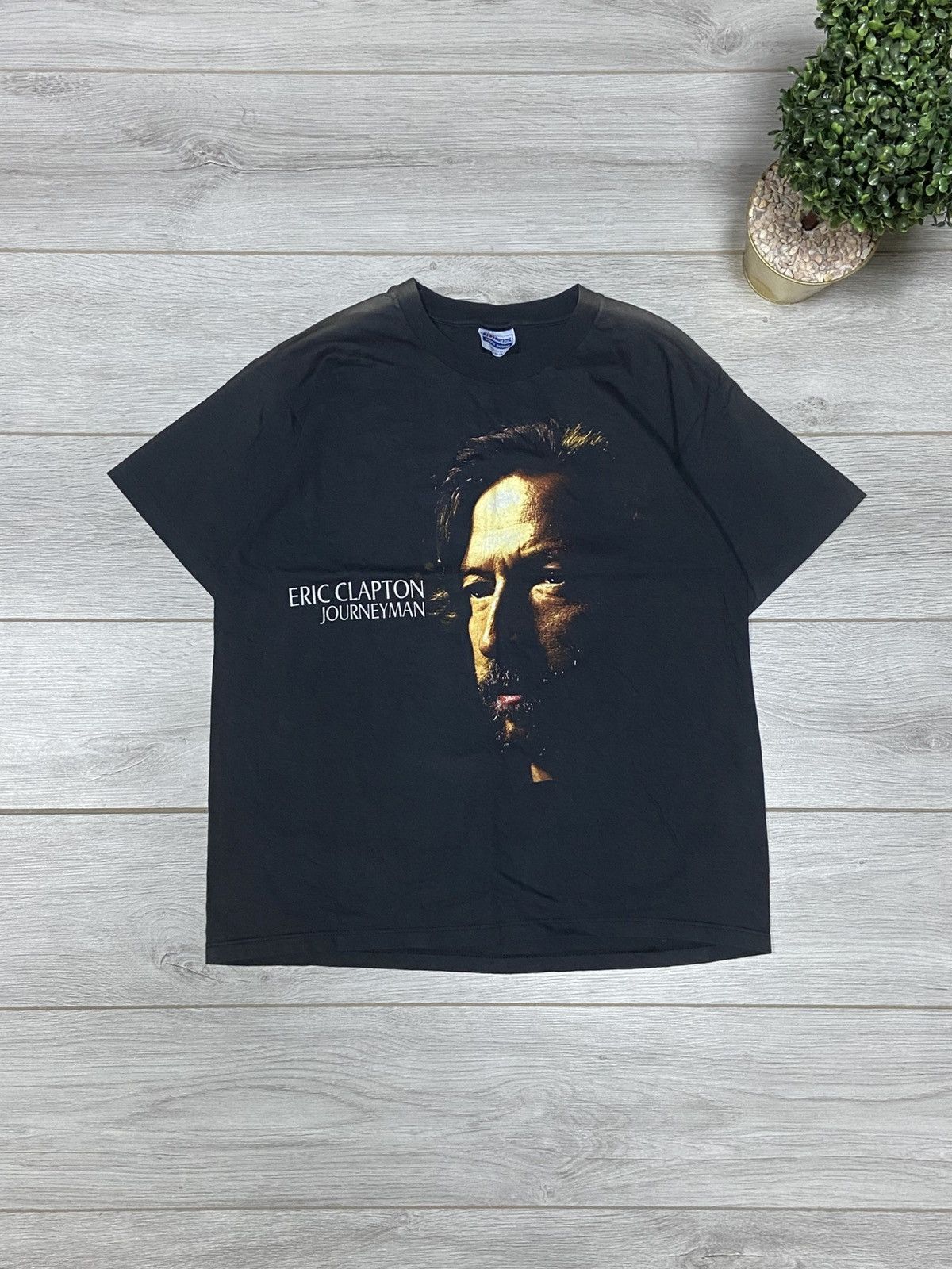 Band Tees Vintage 1990 Eric Clapton Journeyman World Tour Band T Shirt Size US XL / EU 56 / 4 - 1 Thumbnail