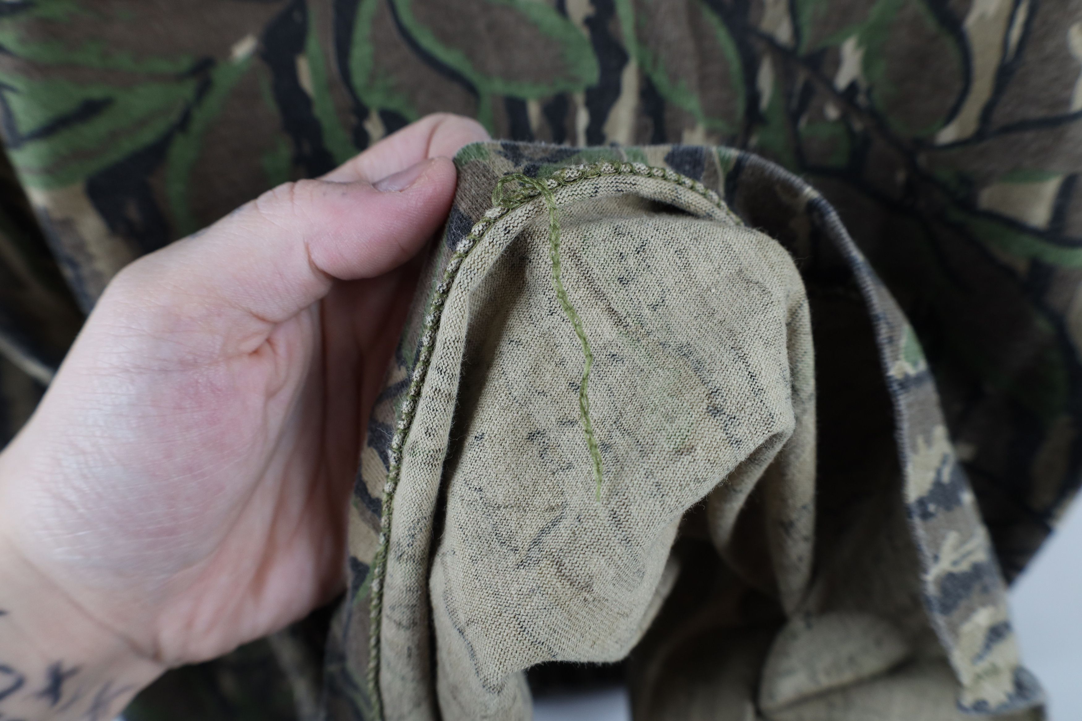 Vintage Vintage 90s Streetwear Heavyweight Camouflage T-Shirt USA Size US XL / EU 56 / 4 - 4 Thumbnail