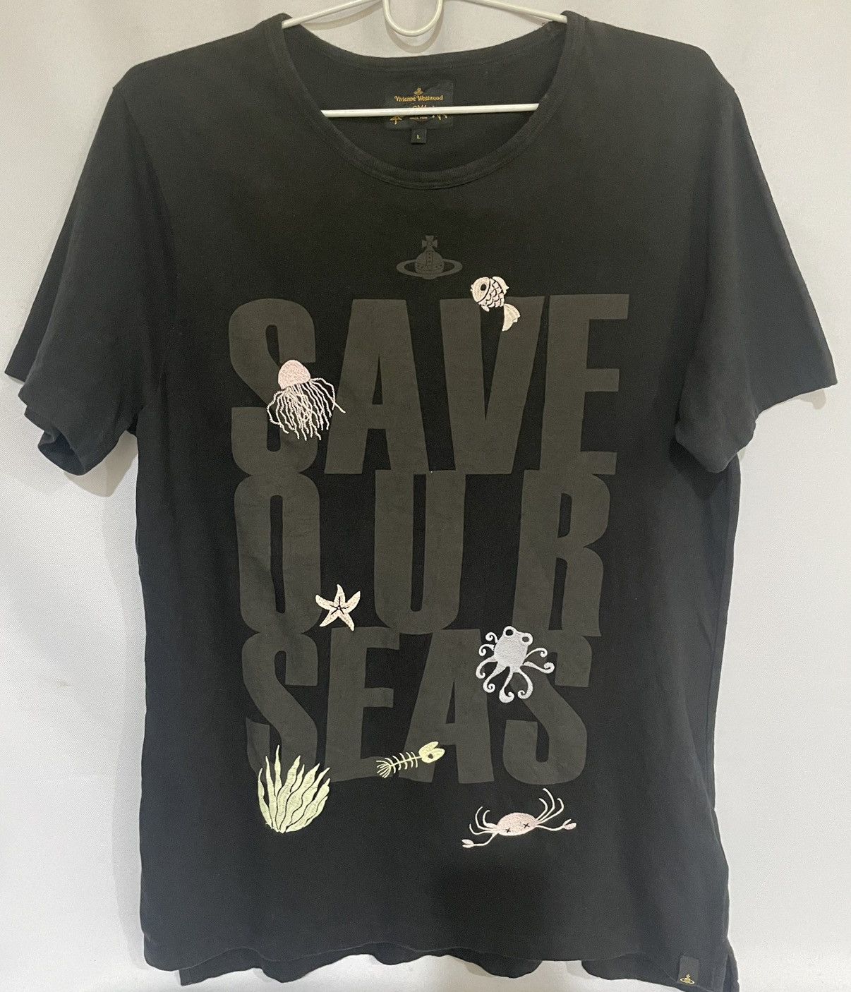 Vivienne Westwood Black Tee – Save Our Seas Size US L / EU 52-54 / 3 - 1 Thumbnail