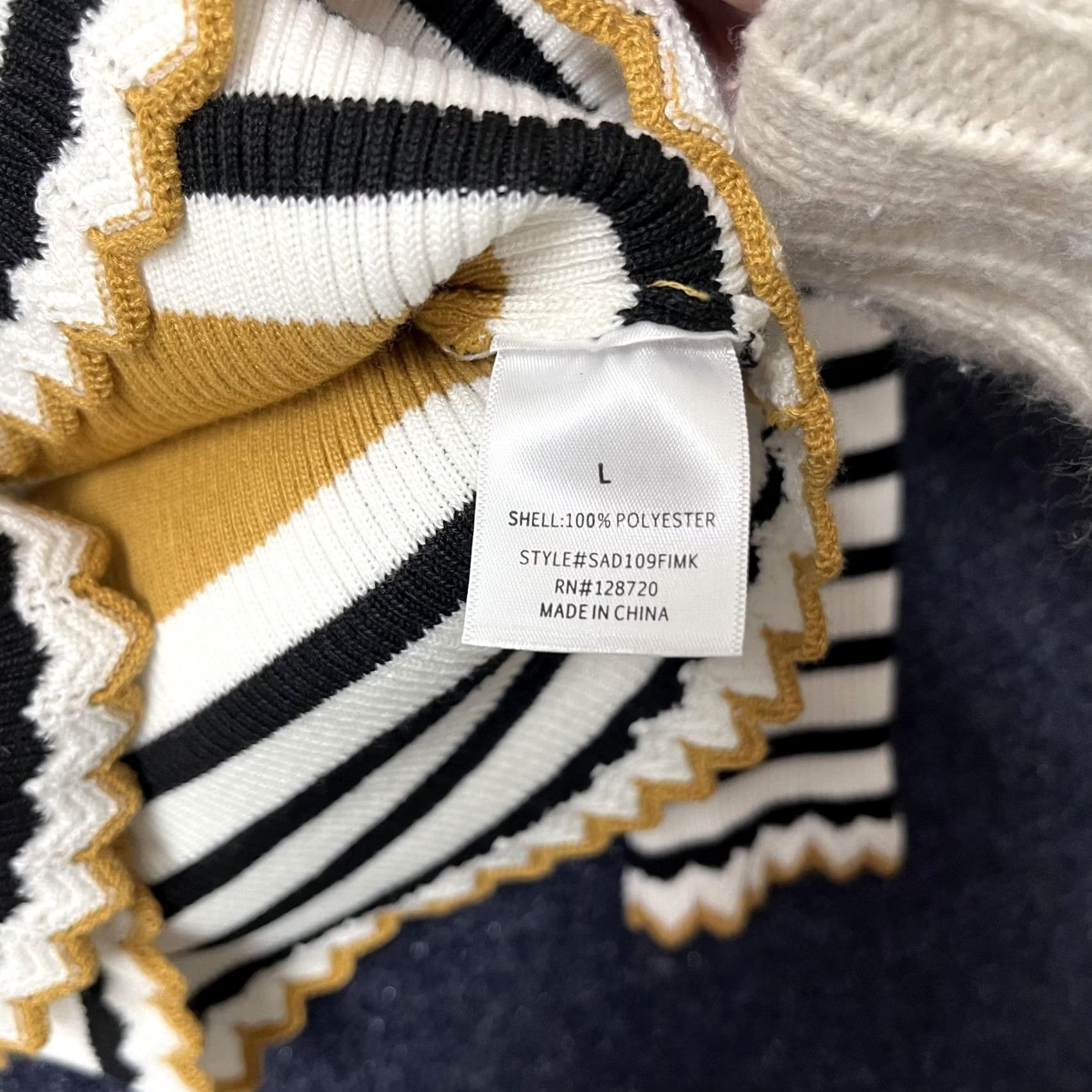 Vintage Mi Ami Sweater Womens Large White Black Stripe Ruffle Hem Puff Sleeve Crewneck Size L / US 10 / IT 46 - 4 Thumbnail