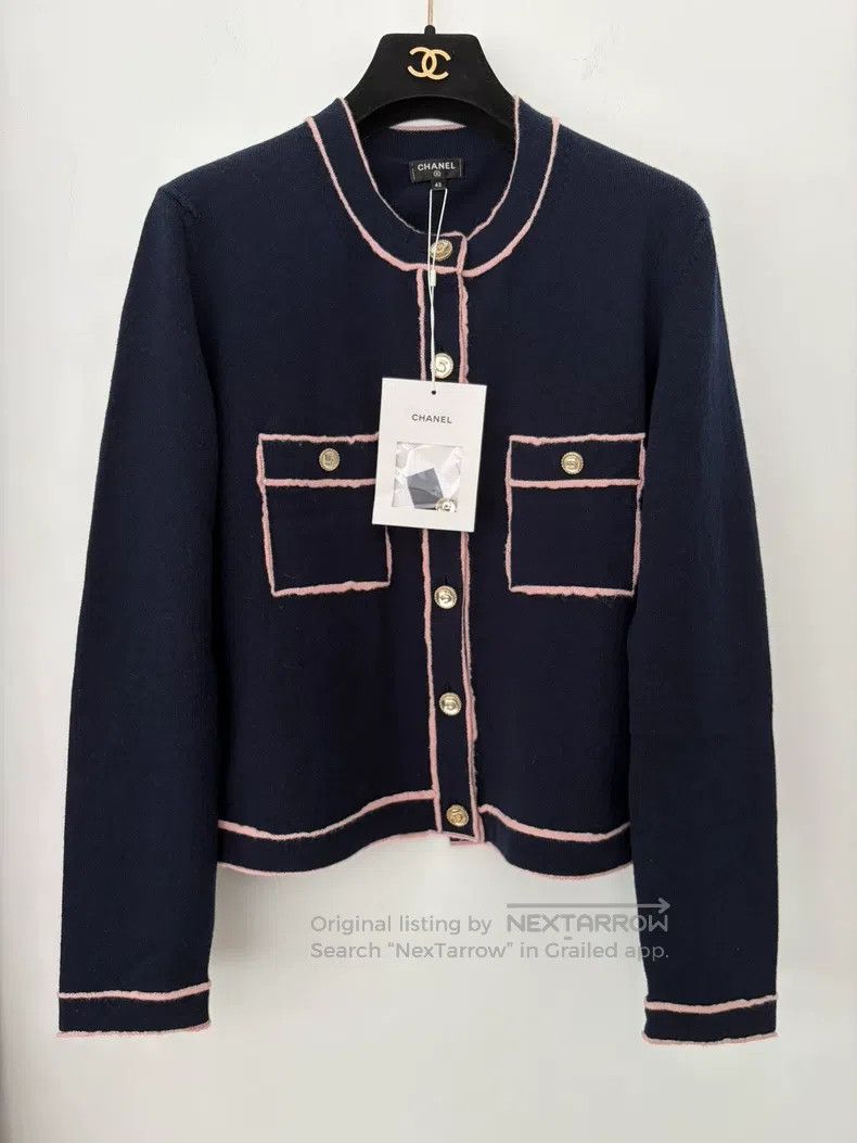 Chanel Chanel Dark blue pink-edged cartoon cardigan jacket Size M / US 6-8 / IT 42-44 - 1 Thumbnail