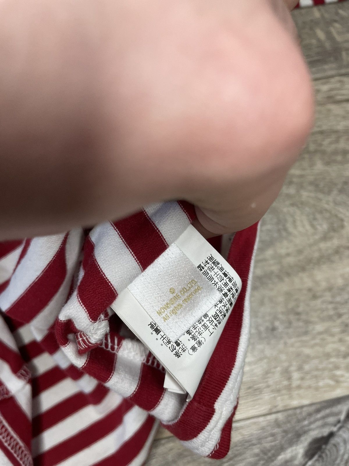 Bape T-shirt Bape striped red/white Japanese Size US M / EU 48-50 / 2 - 6 Thumbnail