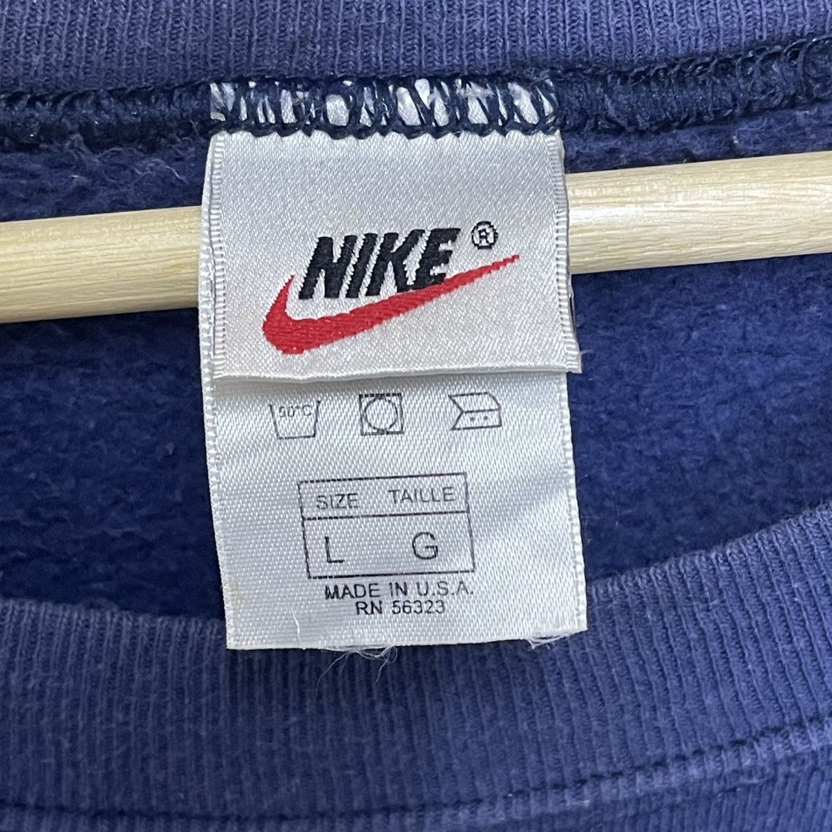 Vintage Vintage 90s Nike Swoosh Big Logo Crewneck Sweatshirt Size US XL / EU 56 / 4 - 9 Thumbnail
