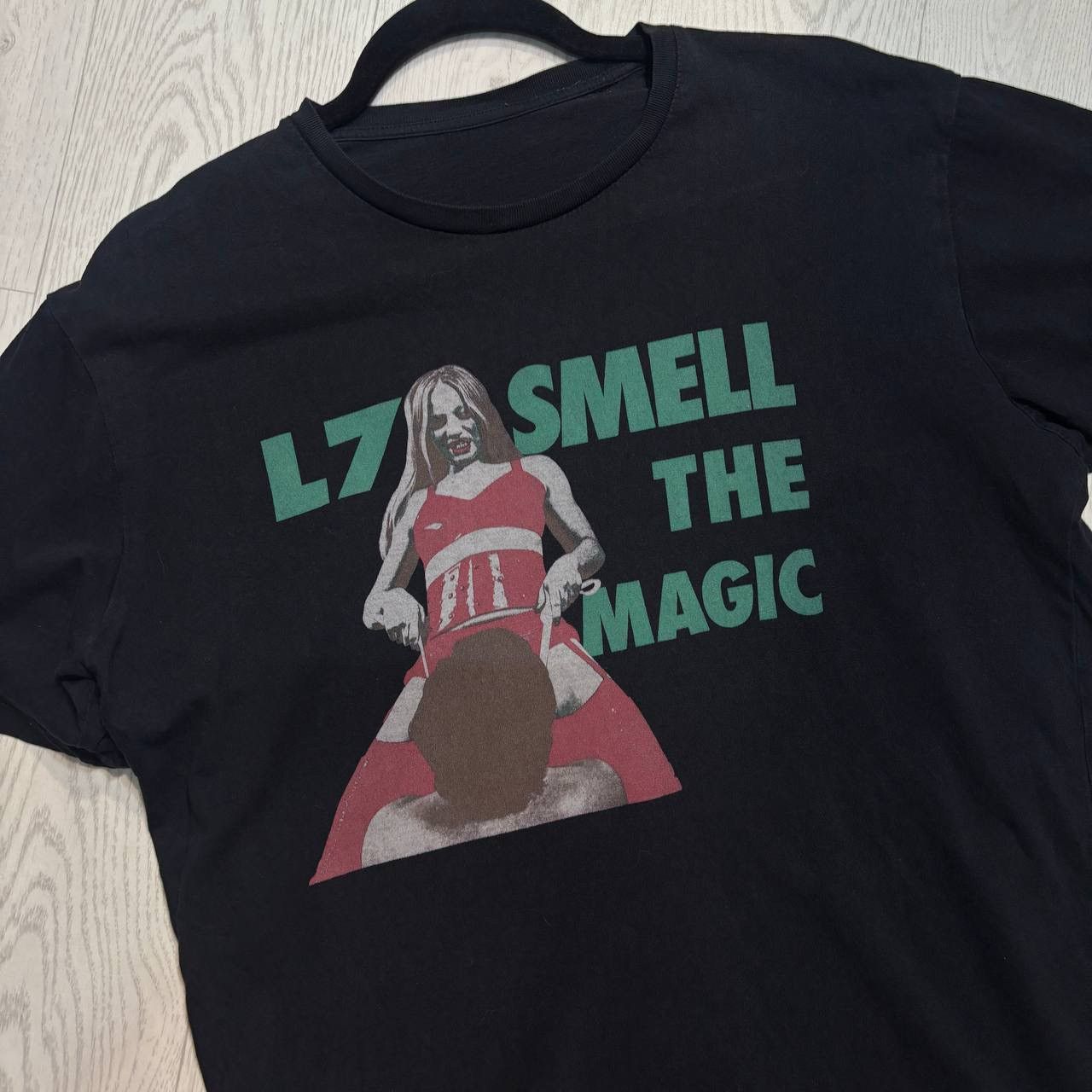 Band Tees L7 Smell The Magic T-shirt Size:S Size US S / EU 44-46 / 1 - 3 Thumbnail