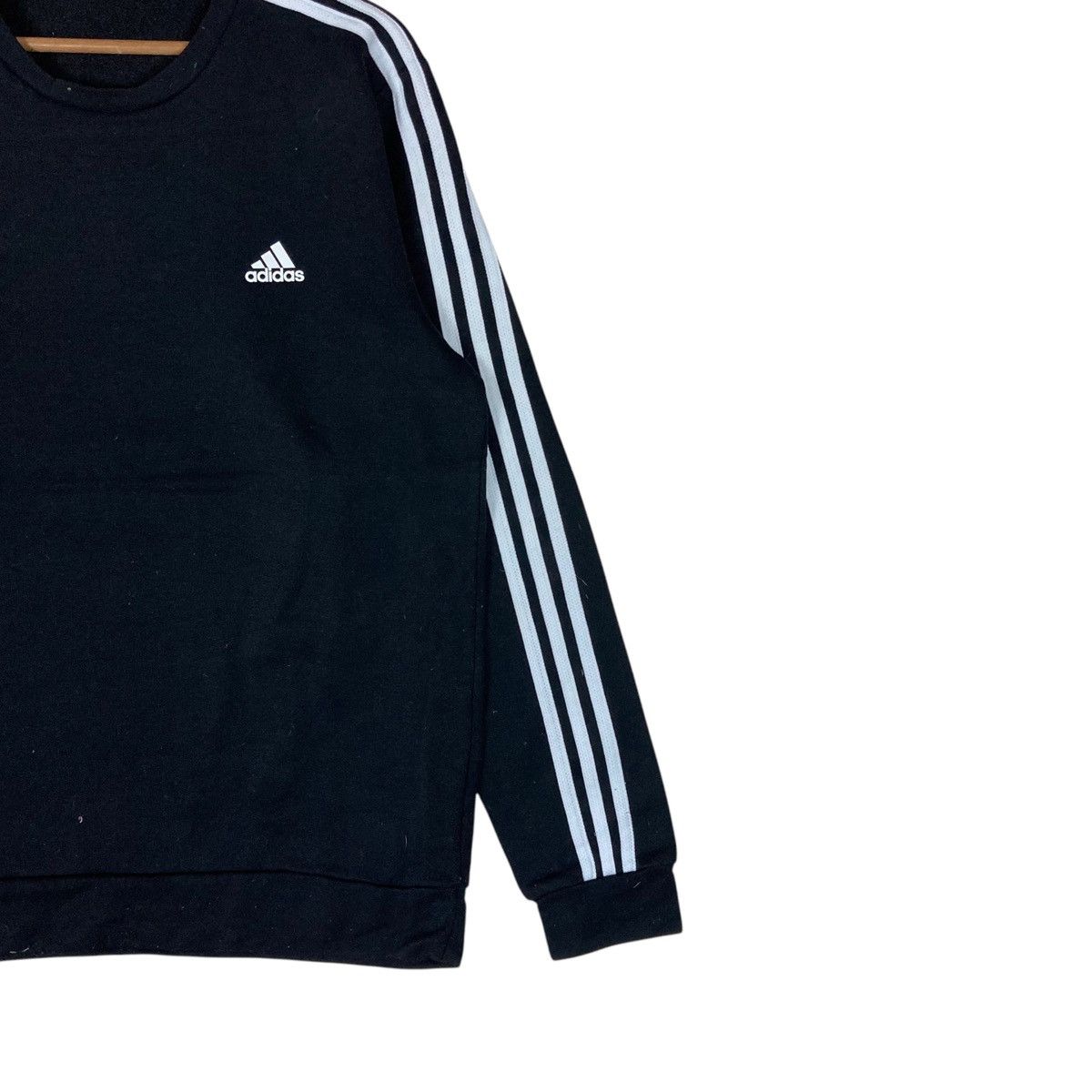 Adidas Vintage Adidas Mini Logo Pullover Jumper Sweatshirt Size US L / EU 52-54 / 3 - 4 Thumbnail