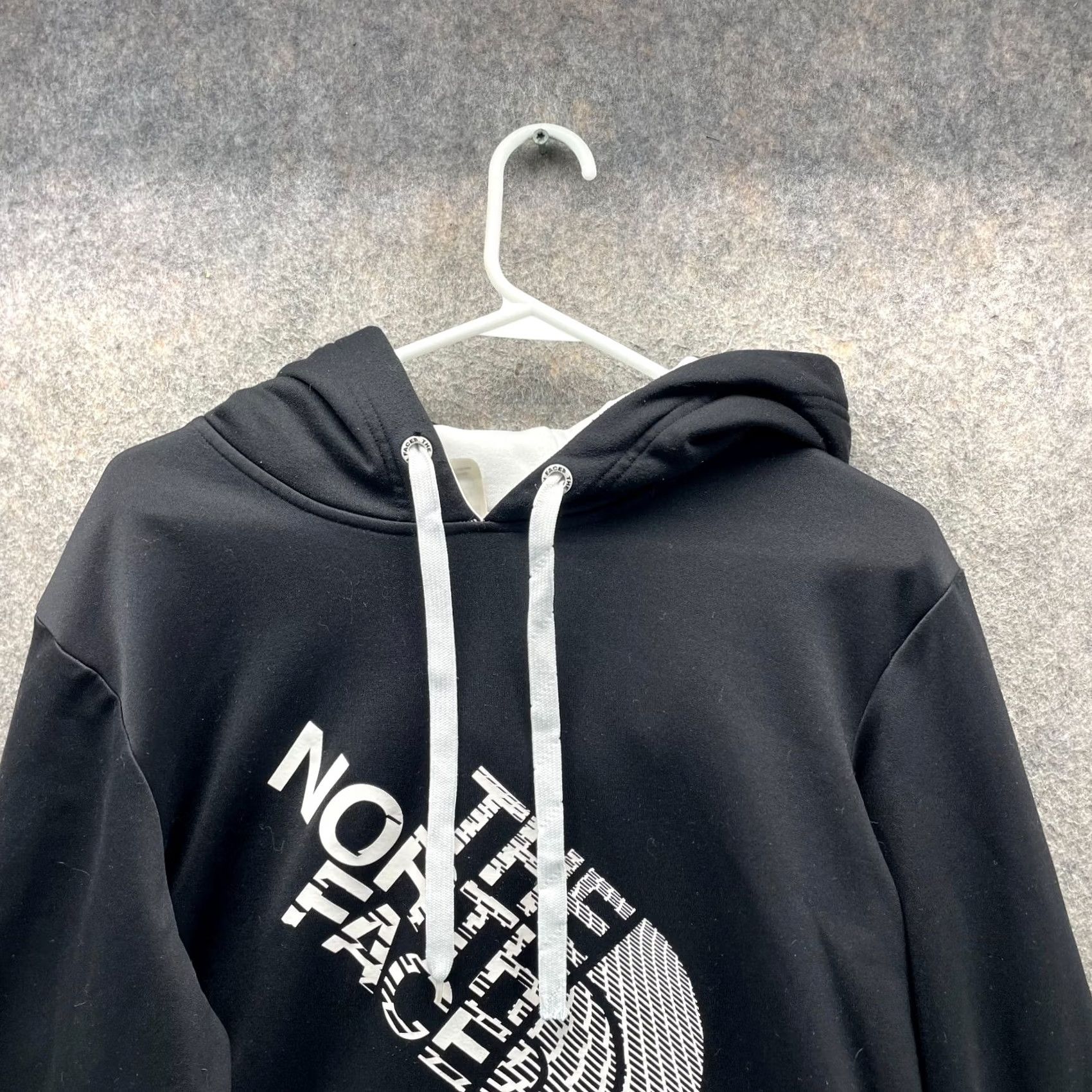 The North Face VINTAGE The North Face Hoodie Mens M Black Fleece Pullover Spell out Knit Size US M / EU 48-50 / 2 - 4 Thumbnail