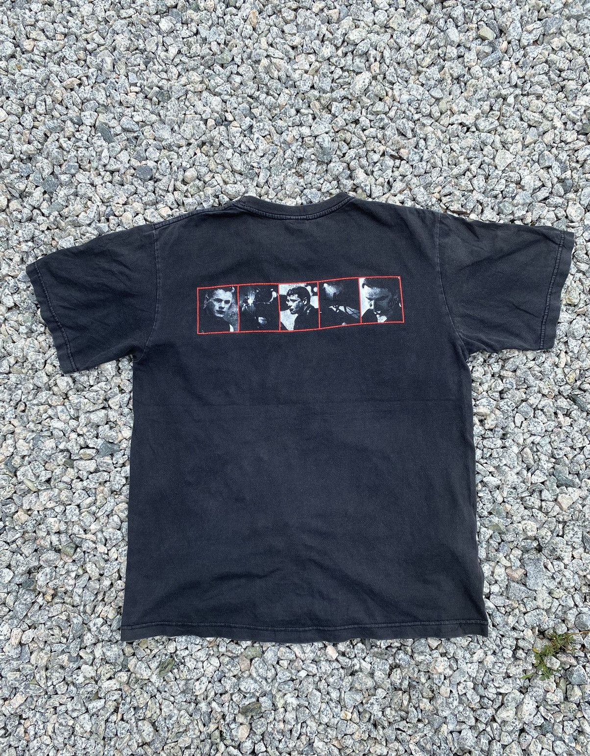 Vintage Rare Vintage U2 Rattle And Hum Album Band Tees Faded Size US L / EU 52-54 / 3 - 9 Thumbnail