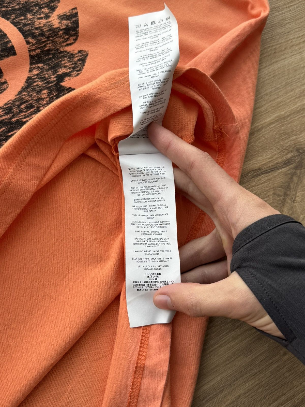 Belstaff BELSTAFF HEX PHOENIX COTTON T-SHIRT SIZE L MEN ORANGE Size US L / EU 52-54 / 3 - 8 Thumbnail