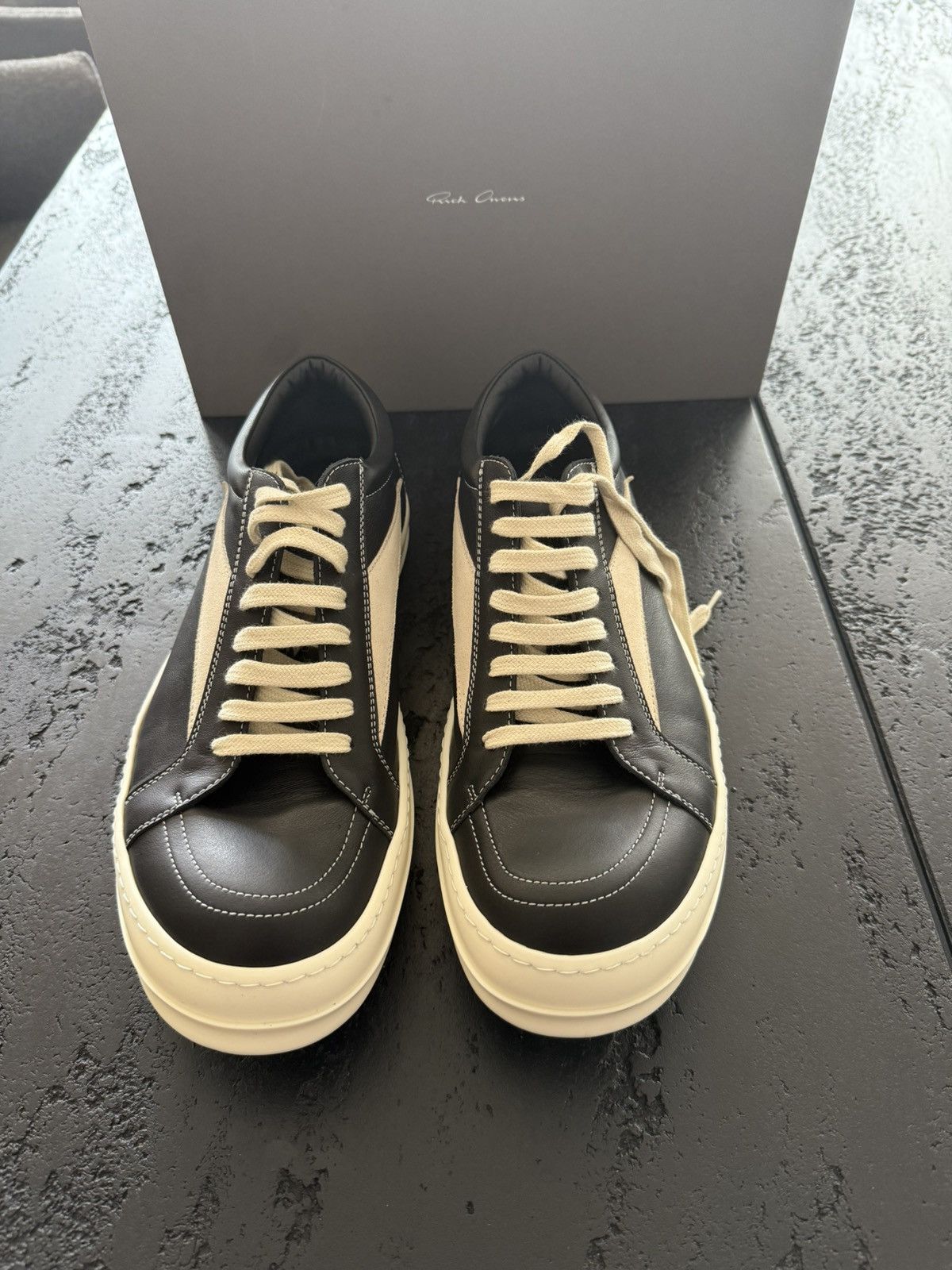 【RICK OWENS】JVintage Sneaks leather sneakers ※送関込 Rick Owens Vintage Sneaks Leather 'Blue' – Showroom LA