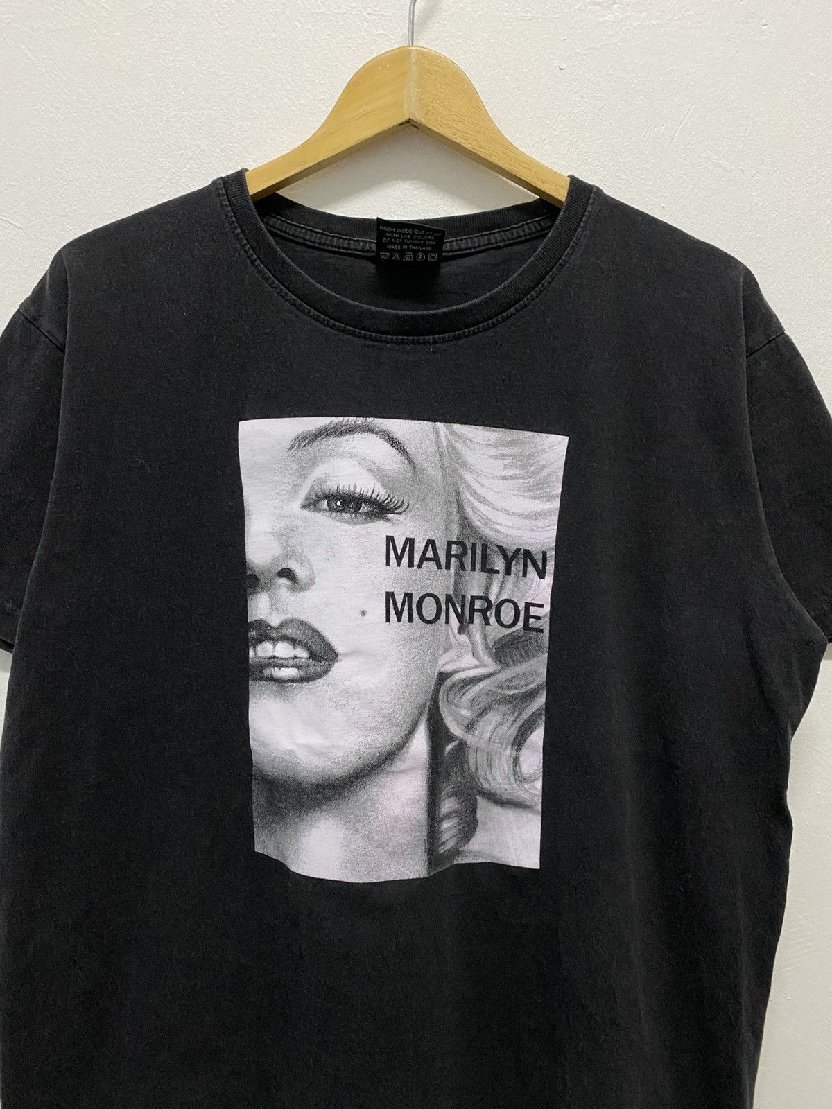 Vintage Marylyn Monroe faded vintage tee Size US L / EU 52-54 / 3 - 3 Thumbnail