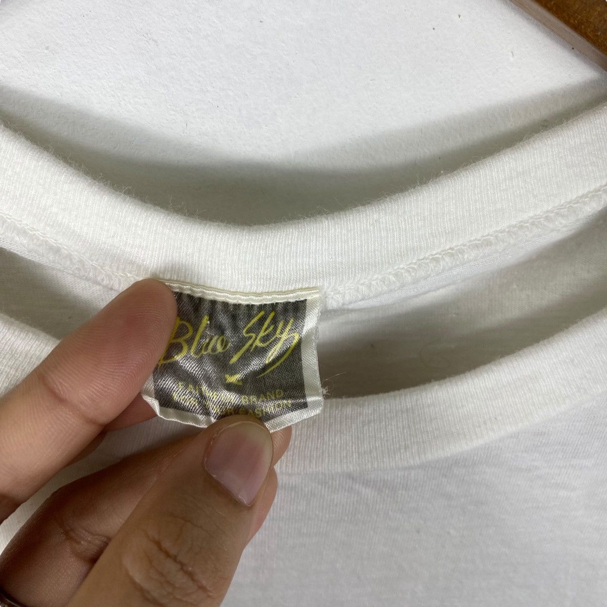 Vintage Vintage 90's ZEBRA Big Graphic Animal Tee Shirt Medium Size Size US M / EU 48-50 / 2 - 5 Thumbnail