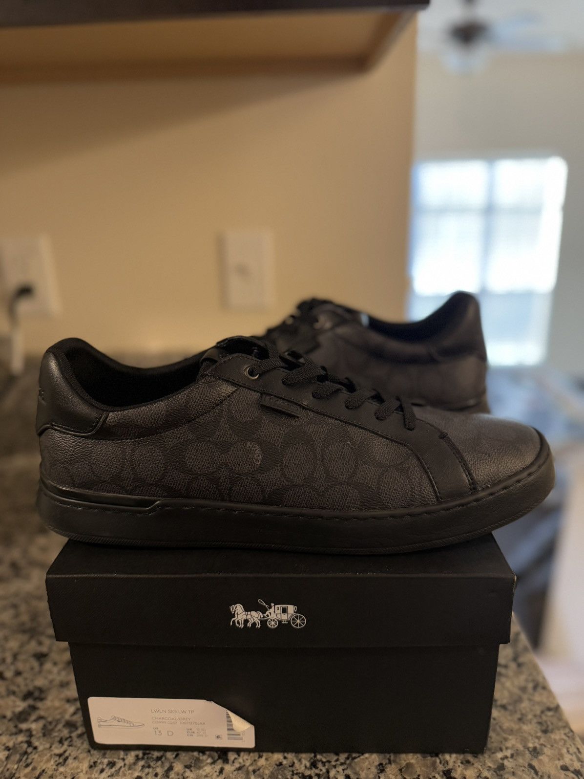 靴 COACH C126 LOWTOP LTH SNK COACH® Outlet | C126 Low Top Sneaker