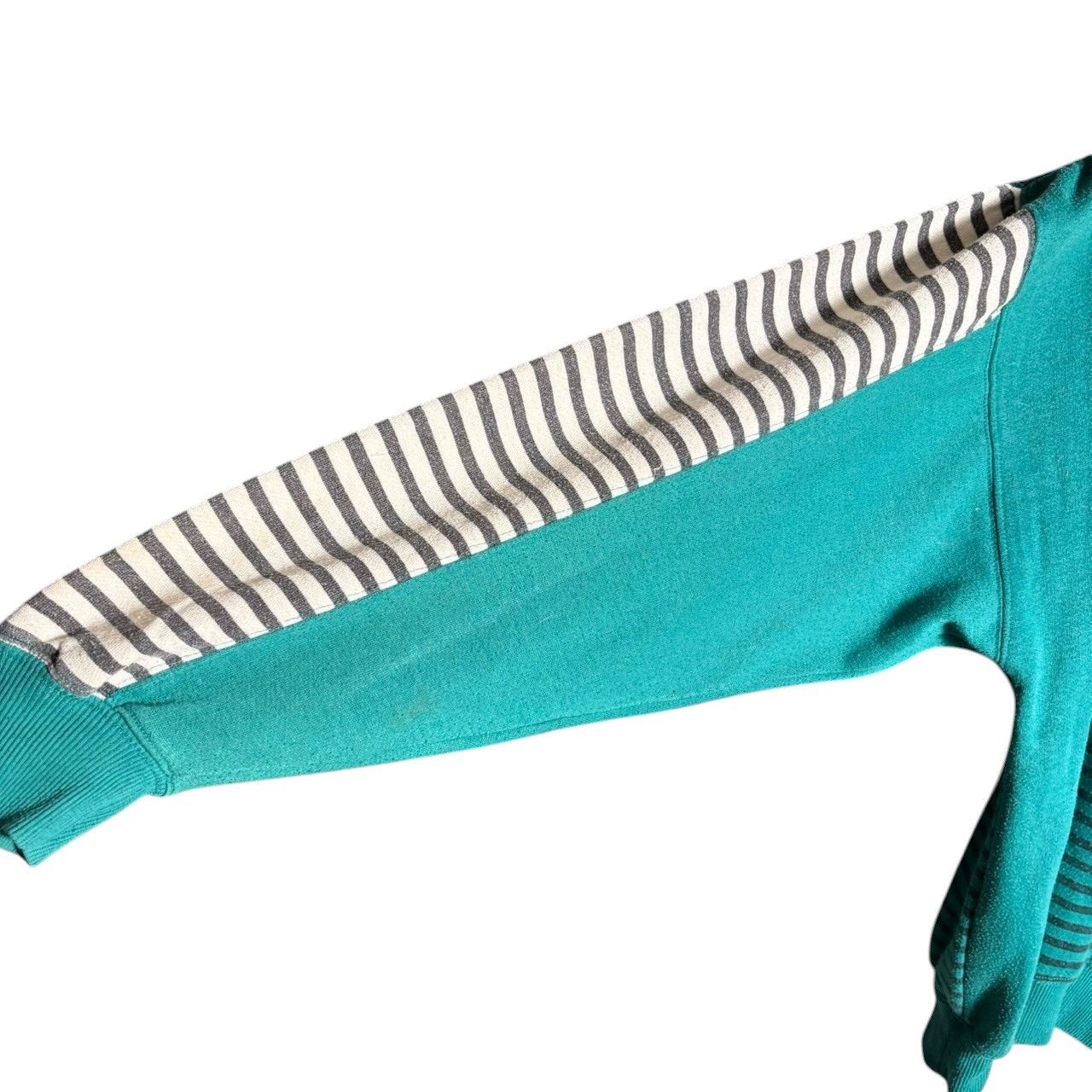 Vintage Vintage 90s Ski Snowboard Graphic Striped Sweatshirt Emo Size US XL / EU 56 / 4 - 4 Thumbnail