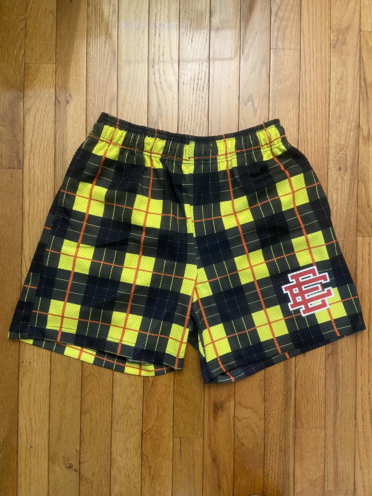 Eric Emanuel Eric Emanuel EE Basic Short Yellow Black Plaid Size US 34 / EU 50 - 1 Thumbnail