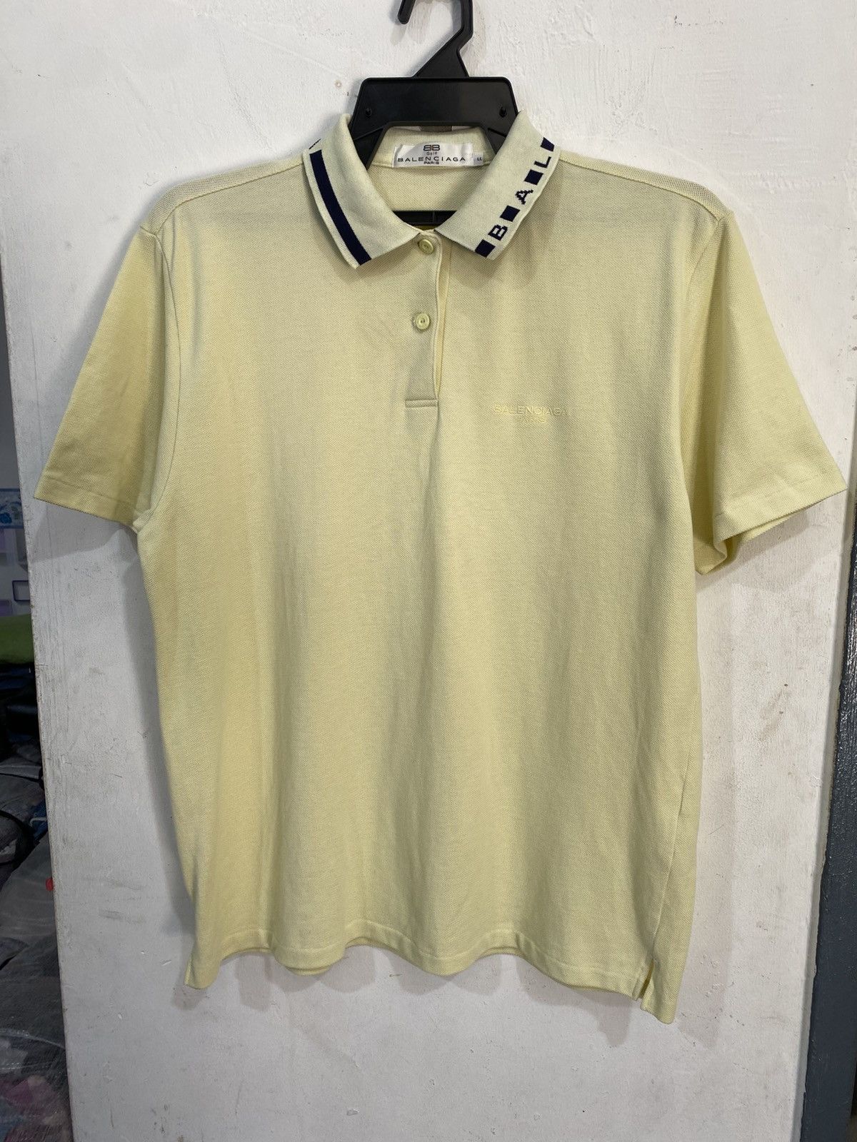 Balenciaga Balenciaga Spellout Polo Golf Tee Size US M / EU 48-50 / 2 - 1 Thumbnail