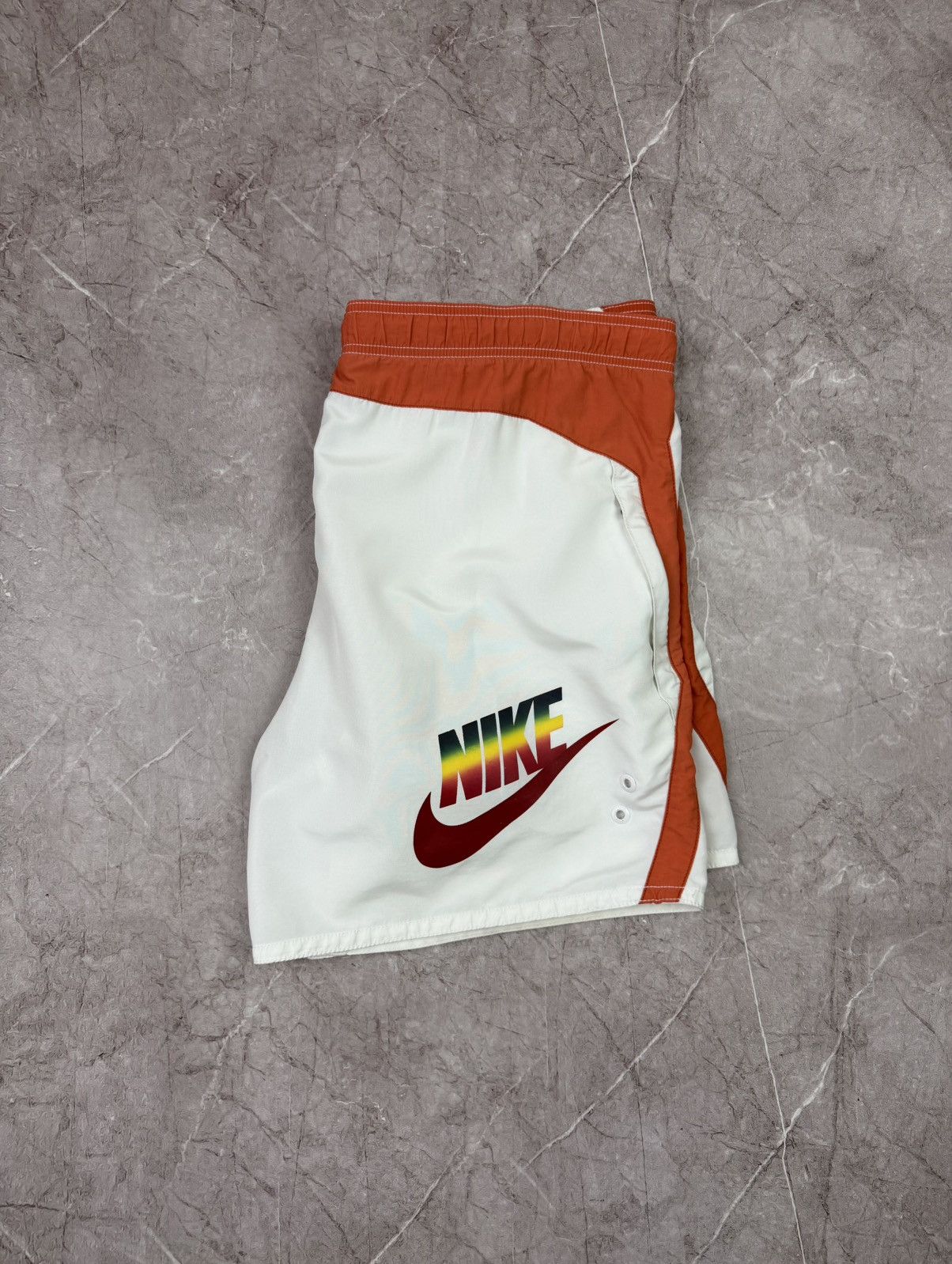 Nike Nike vintage shorts big logo Size US 34 / EU 50 - 3 Thumbnail