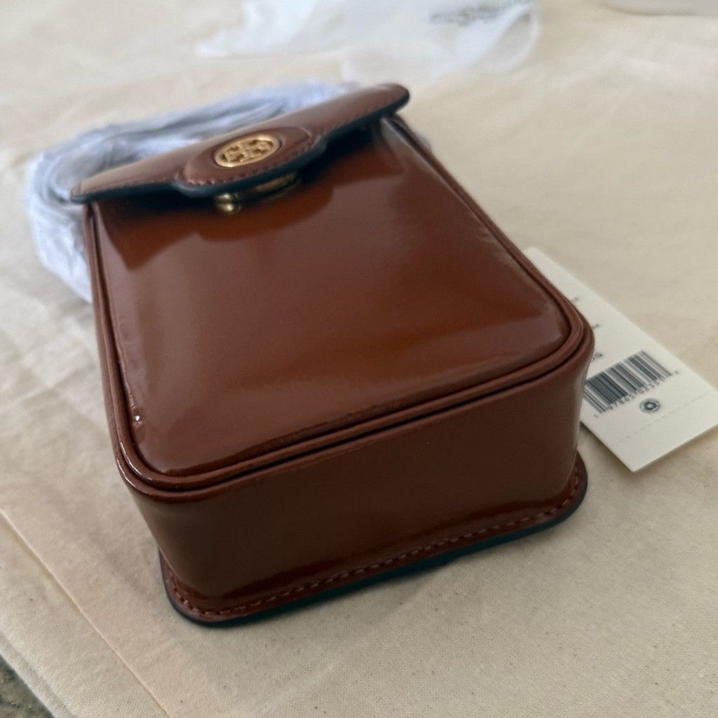 Tory Burch NEW Tory Burch Robinson Spazzolato Phone Crossbody - Leather Size ONE SIZE - 5 Thumbnail