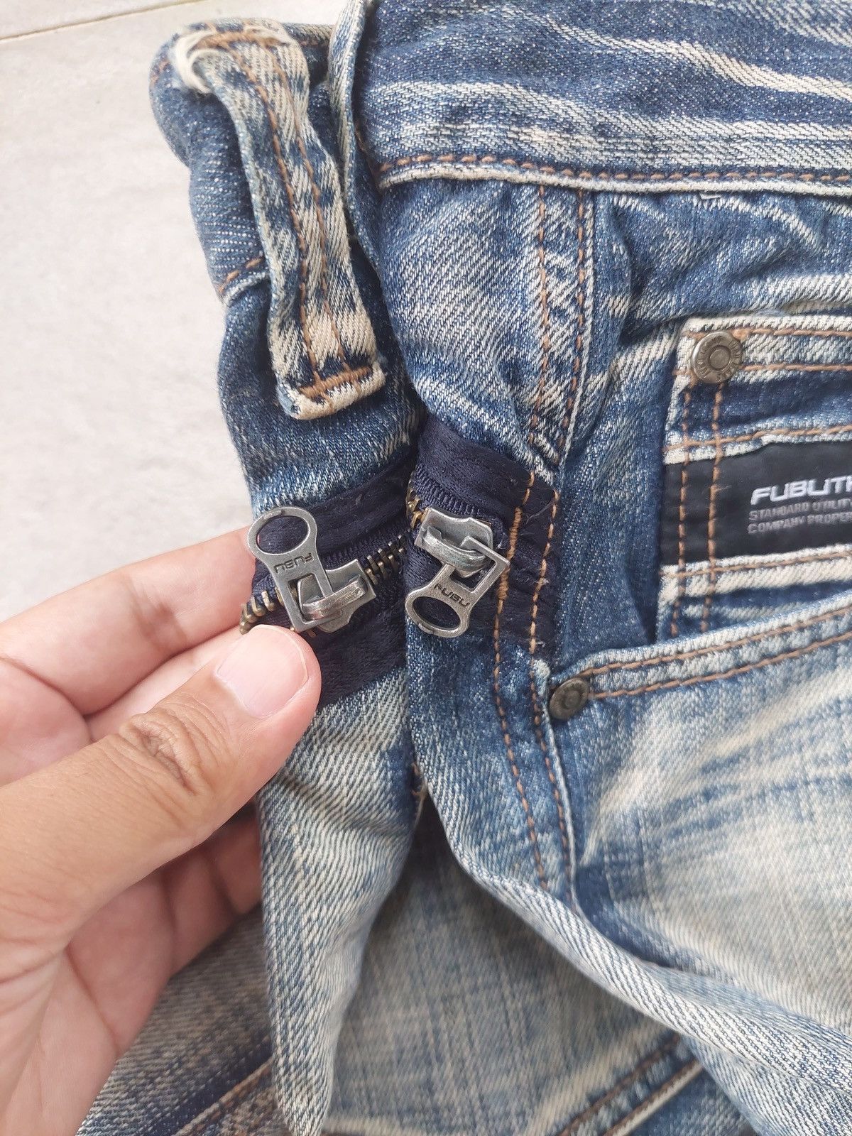 Fubu Fubu Jeans Big Logo Denim Pants Vintage Streetwear Size US 32 / EU 48 - 5 Thumbnail