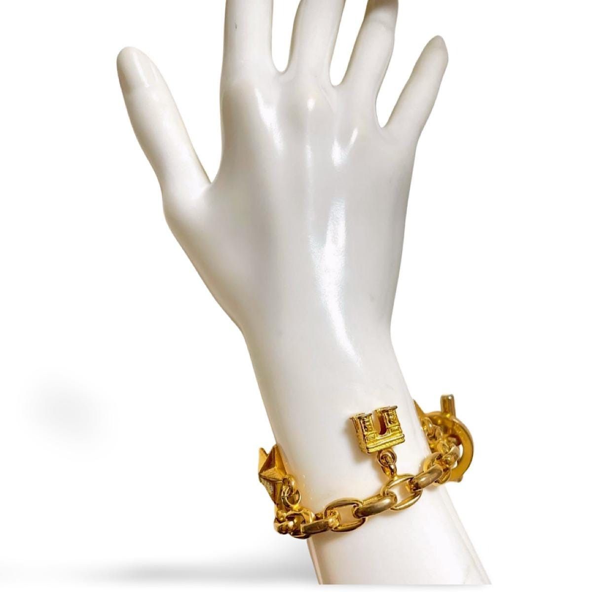 Celine Vintage Celine chain bracelet with Triomphe and star charms. Size ONE SIZE - 2 Thumbnail