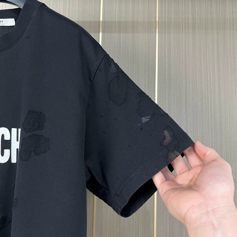 Givenchy Givenchy Short-sleeved T-shirt with distressed print lette Size US XXS / EU 40 - 4 Thumbnail
