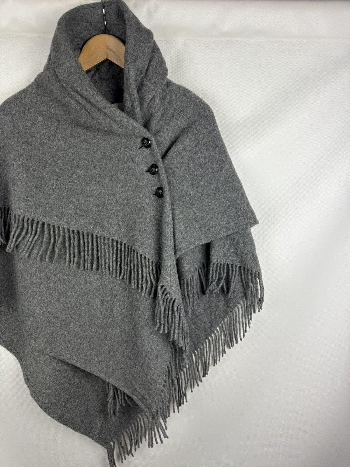 Japanese Brand Rope Ladies Japanese Wool Cape Poncho With Fringe Size ONE SIZE - 3 Thumbnail