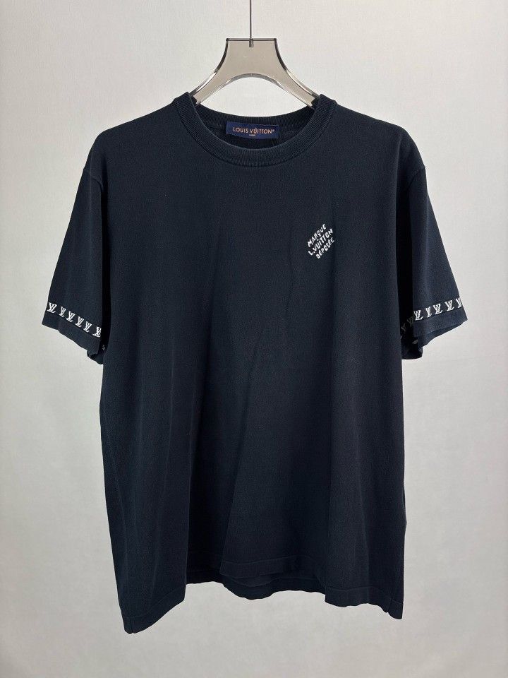 Louis Vuitton Louis Vuitton Logo Embroidered T-Shirt Size L Size US L / EU 52-54 / 3 - 1 Thumbnail