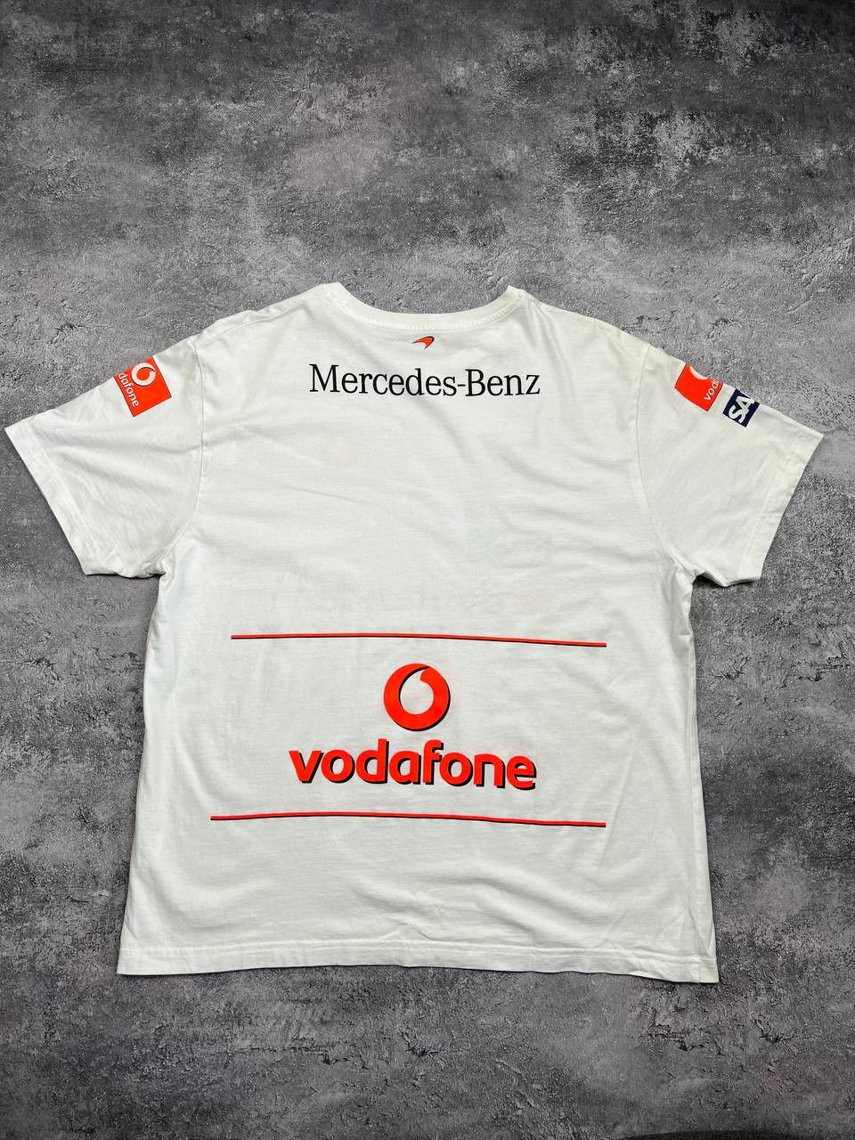 Mercedes-Benz Mercedes-Benz McLaren Racing Vodafone Tee Y2K Size US L / EU 52-54 / 3 - 7 Thumbnail
