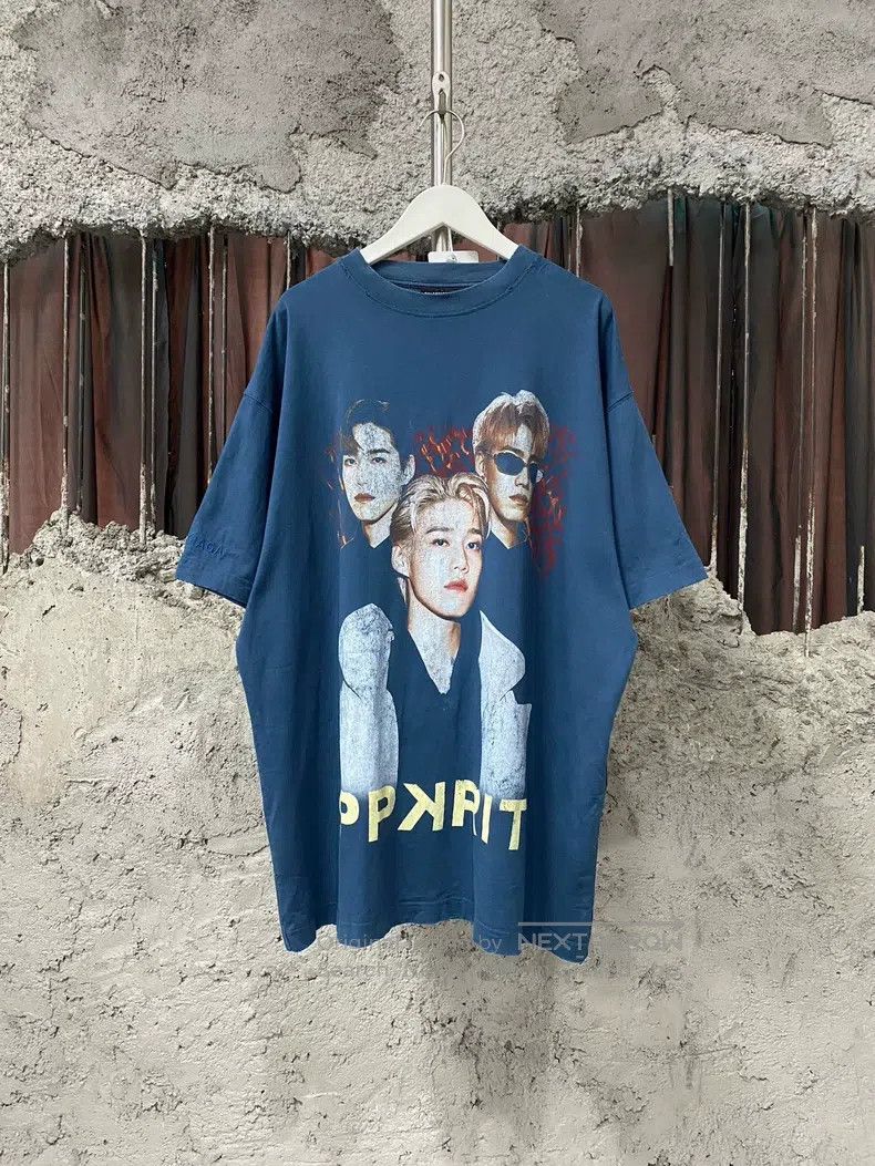 Balenciaga Balenciaga Portrait Short Sleeve Size US S / EU 44-46 / 1 - 1 Thumbnail
