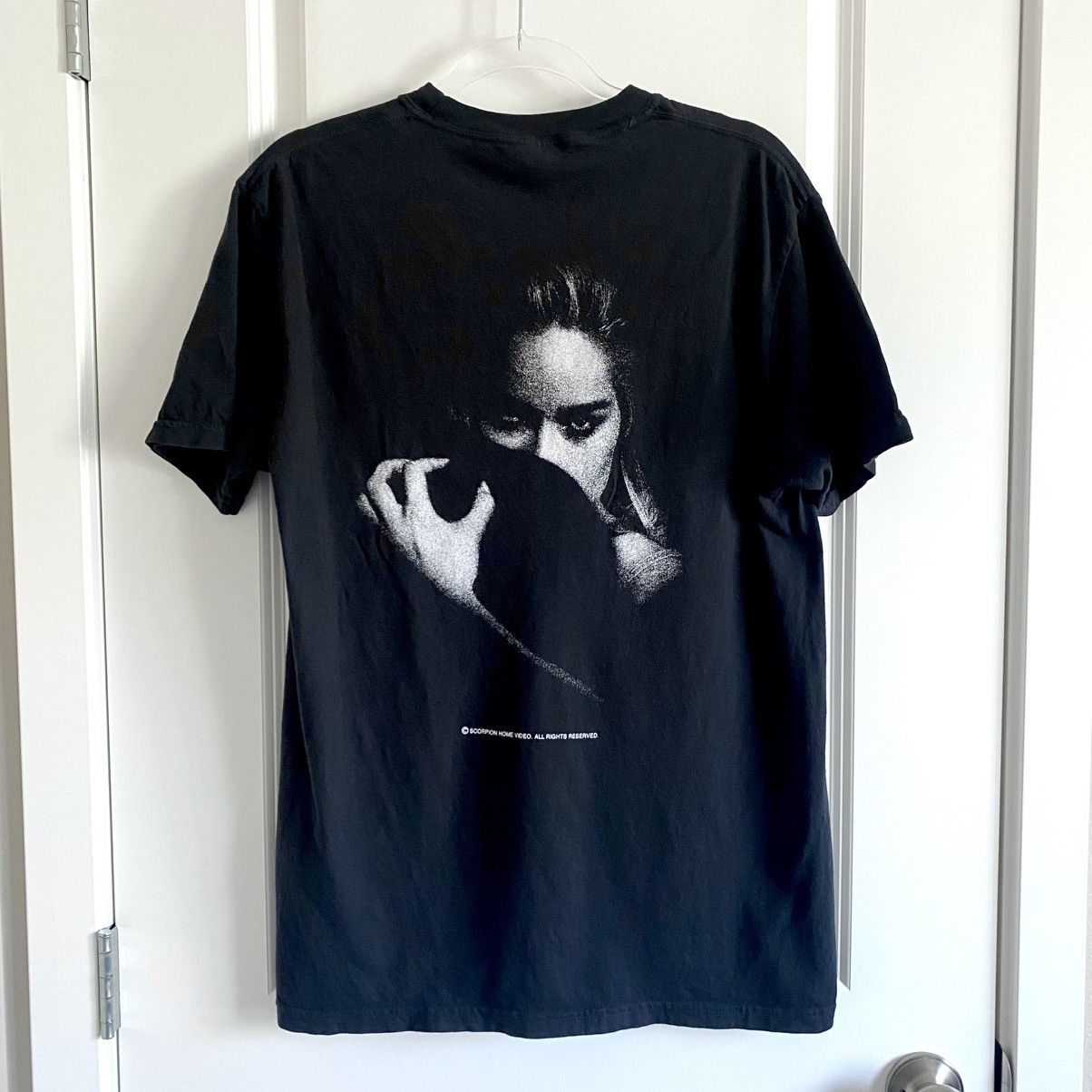 Comfort Colors Basic Instinct Sharon Stone T-Shirt Size US M / EU 48-50 / 2 - 1 Thumbnail
