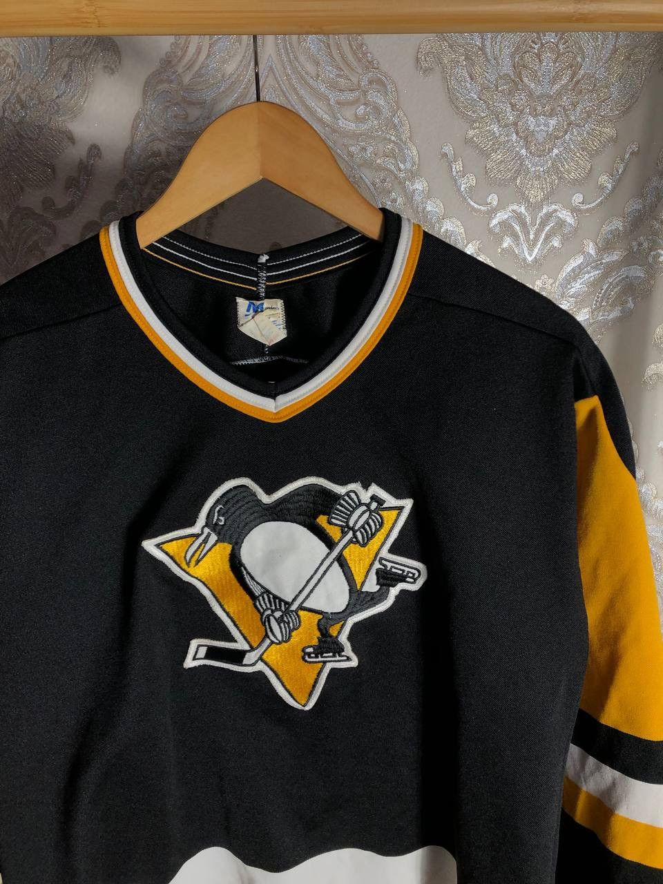 Ccm VINTAGE PITTSBURGH PENGUIN RETRO HOCKEY JERSEY USA Y2K 90s Size US M / EU 48-50 / 2 - 2 Thumbnail