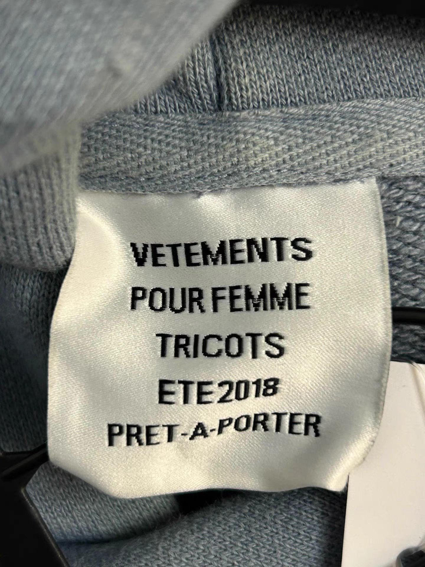 Vetements Vetements blue unicorn hoodie Size US M / EU 48-50 / 2 - 5 Thumbnail